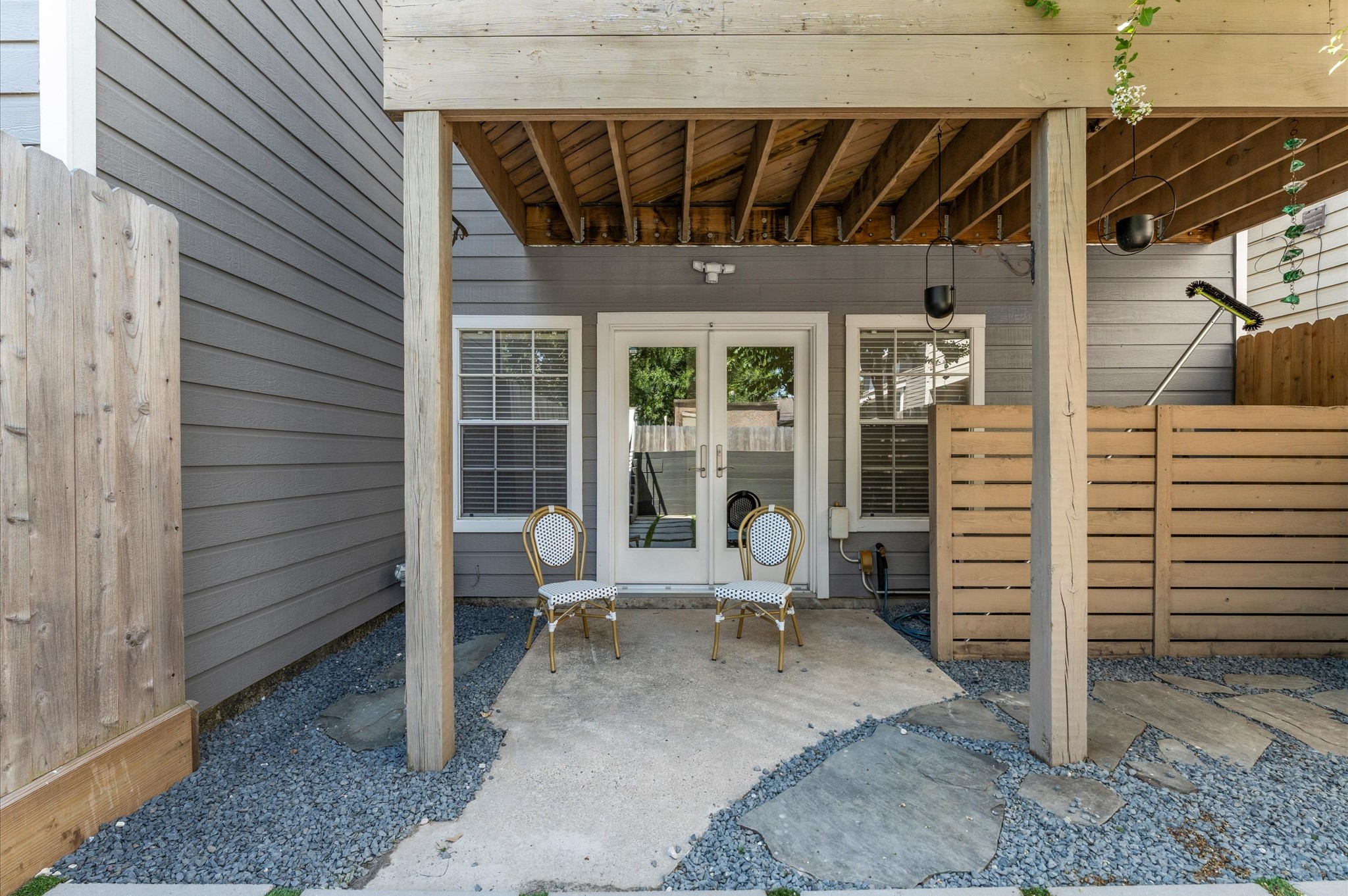 2201 Crocker Street Property Photo 35