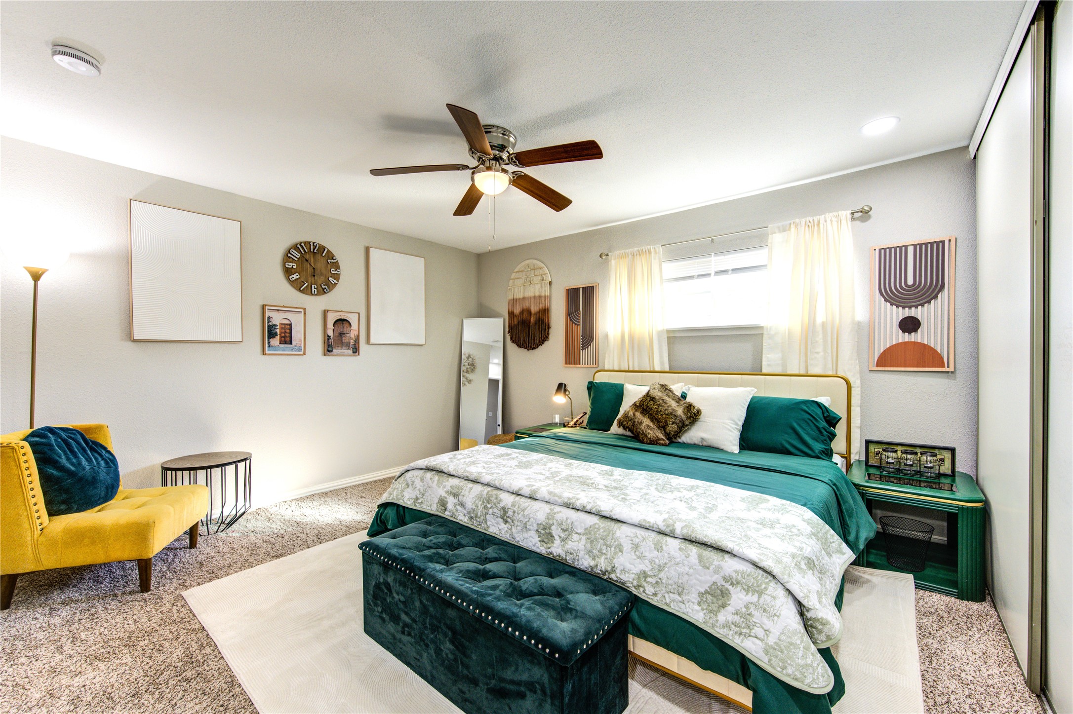 7373 Antoine Drive Property Photo 17