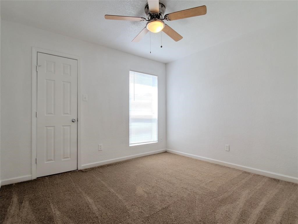 8100 Creekbend Drive 184 Property Photo 14