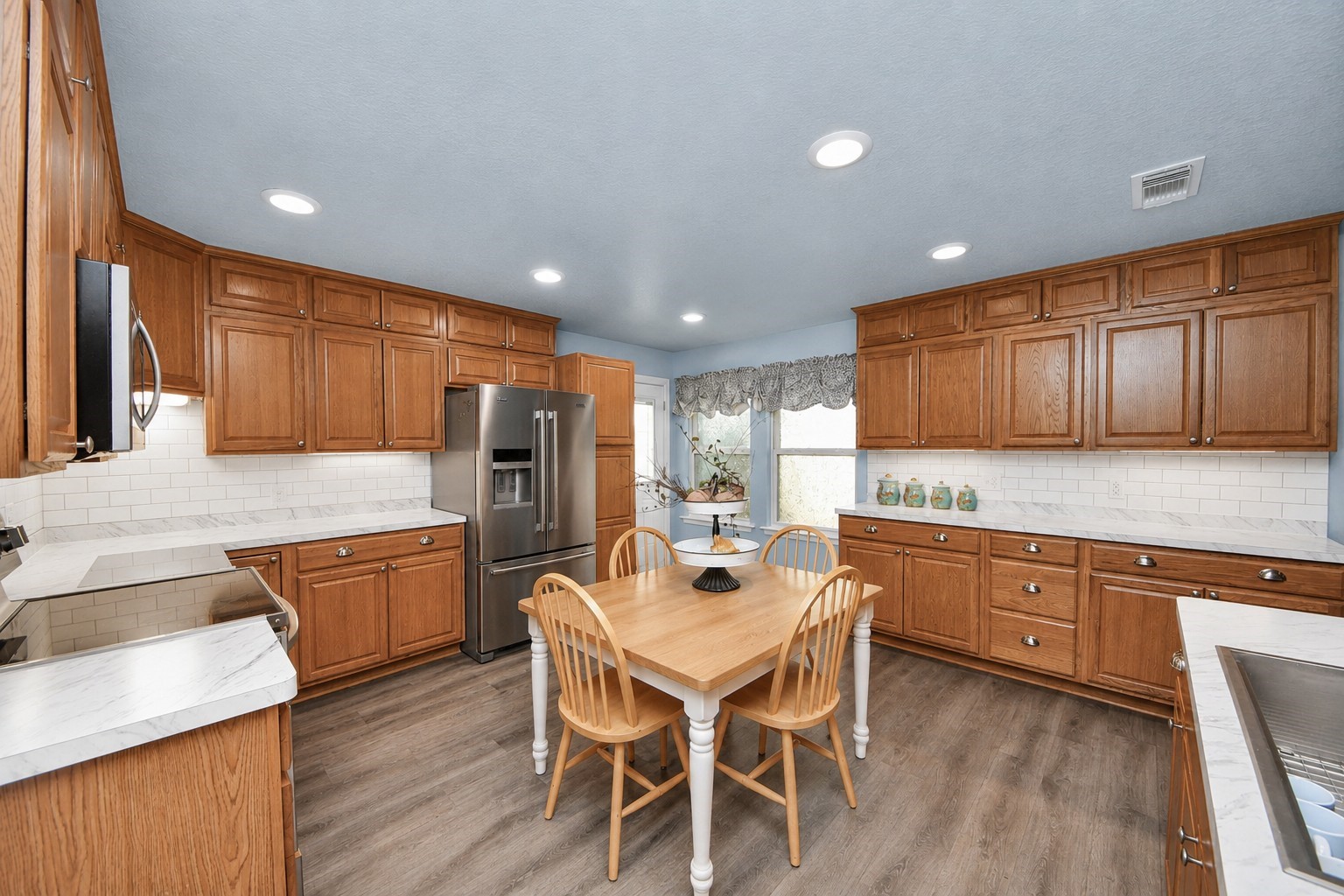 21615 Britton Hill Way Property Photo 7