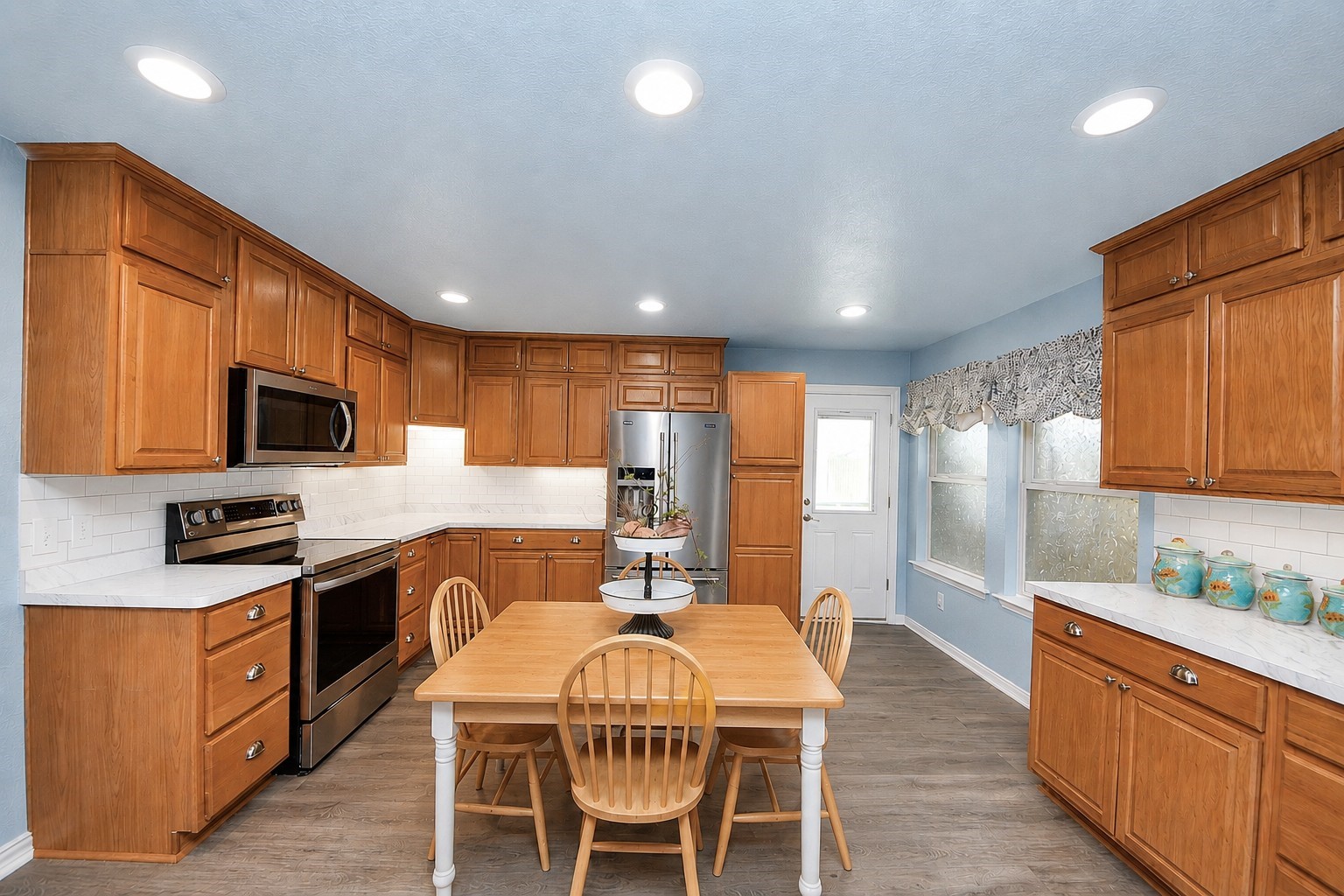 21615 Britton Hill Way Property Photo 10