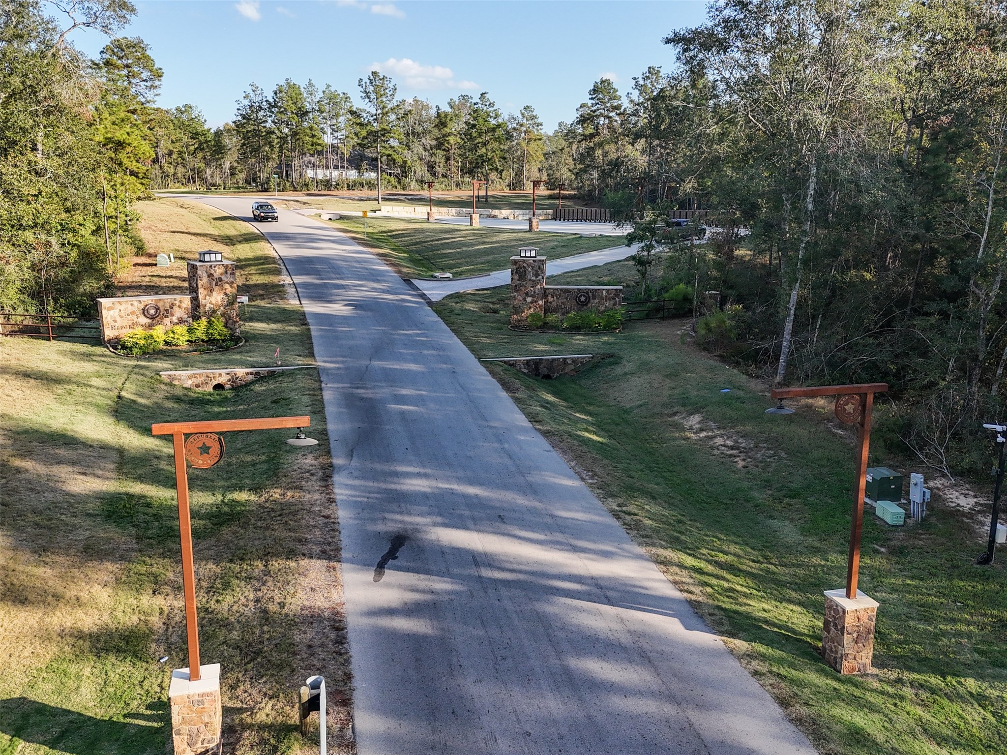 11615 Dawn Tree Lane Property Photo 6