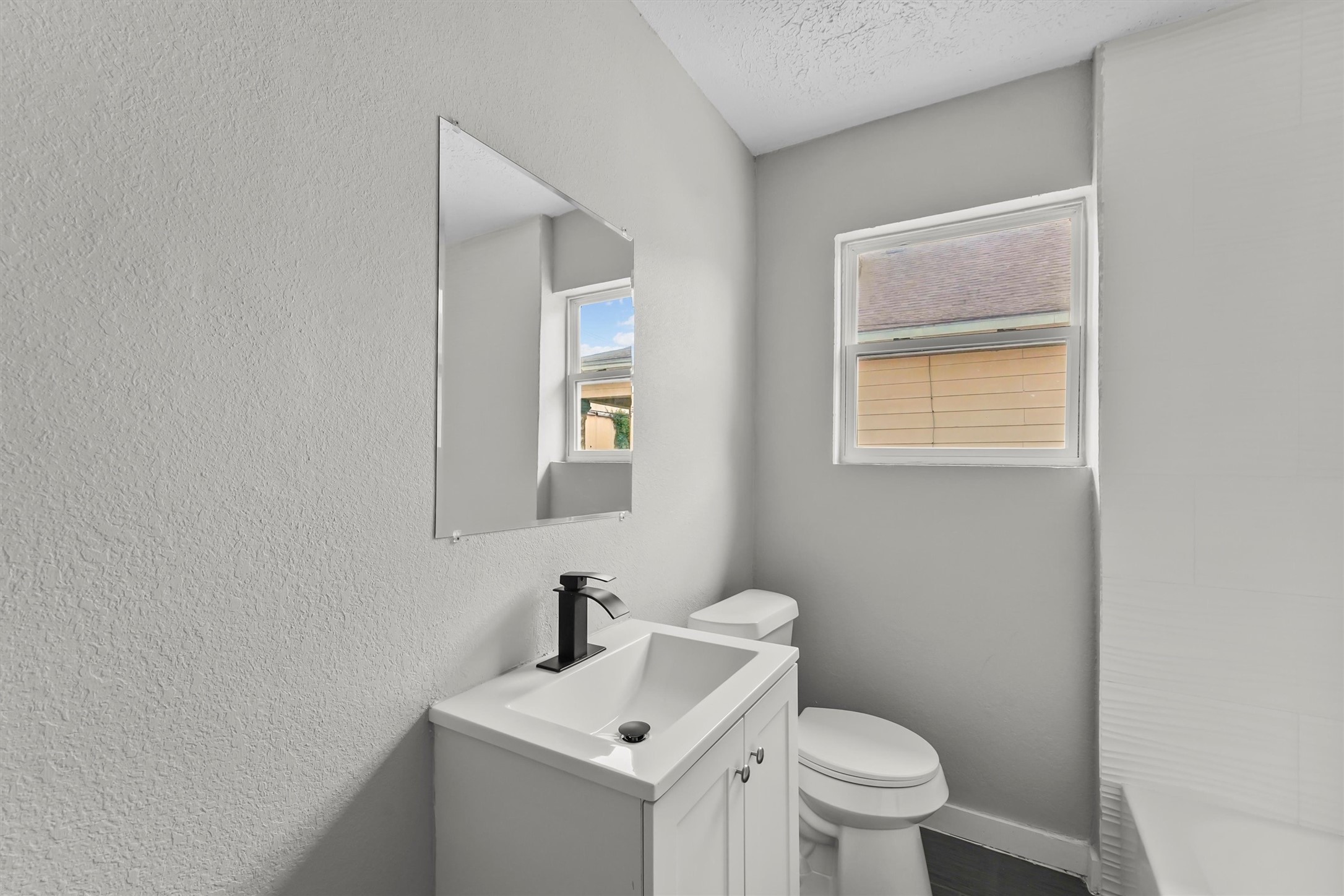 7425 Avenue E Property Photo 5