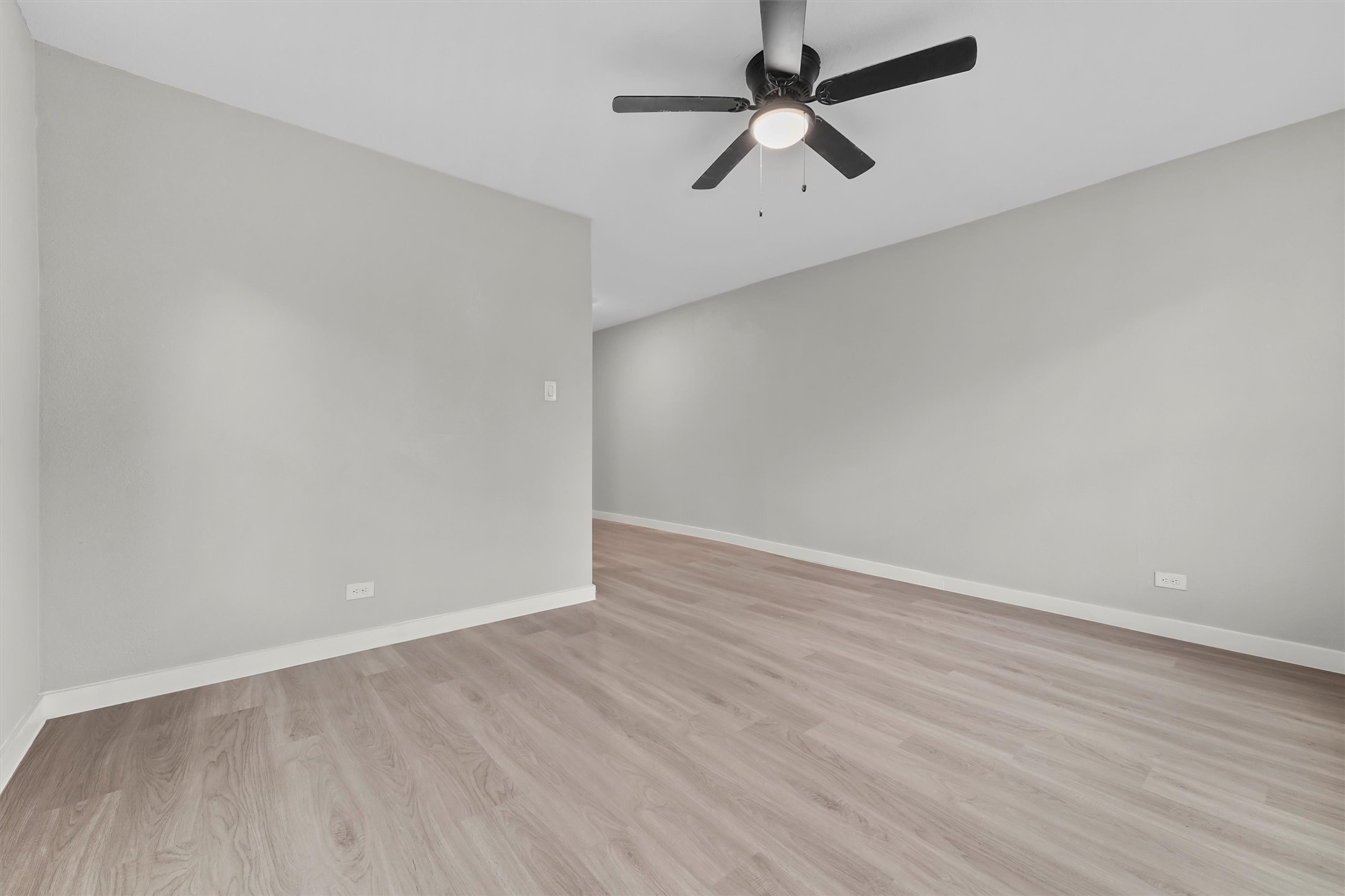 7425 Avenue E Property Photo 15