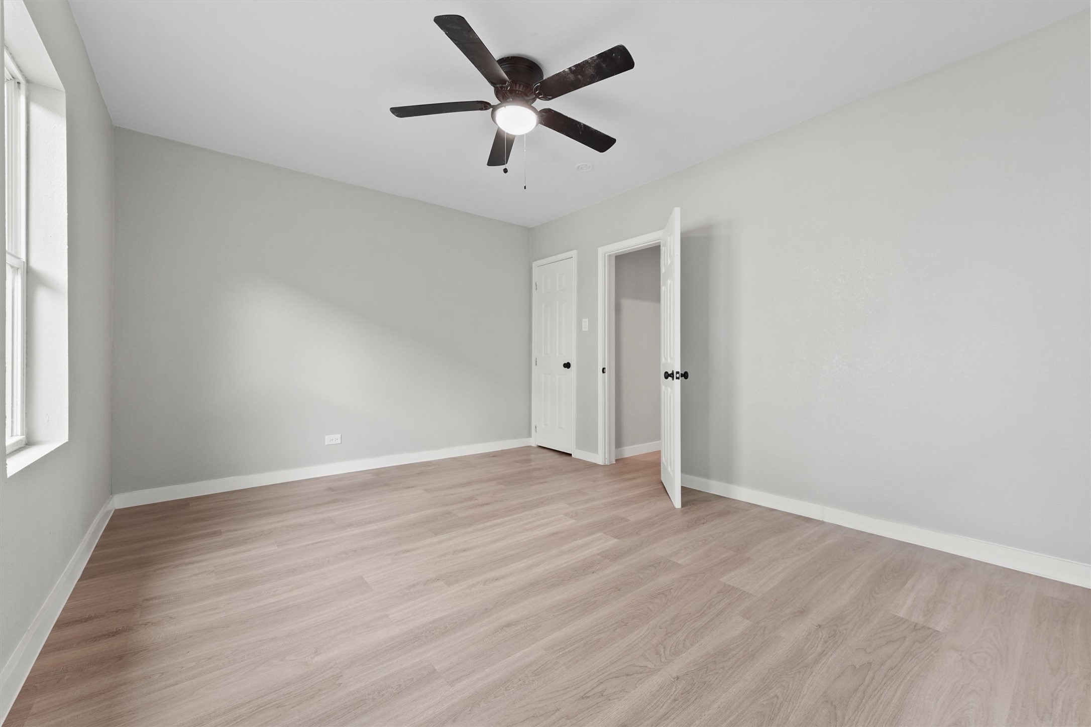 7425 Avenue E Property Photo 23