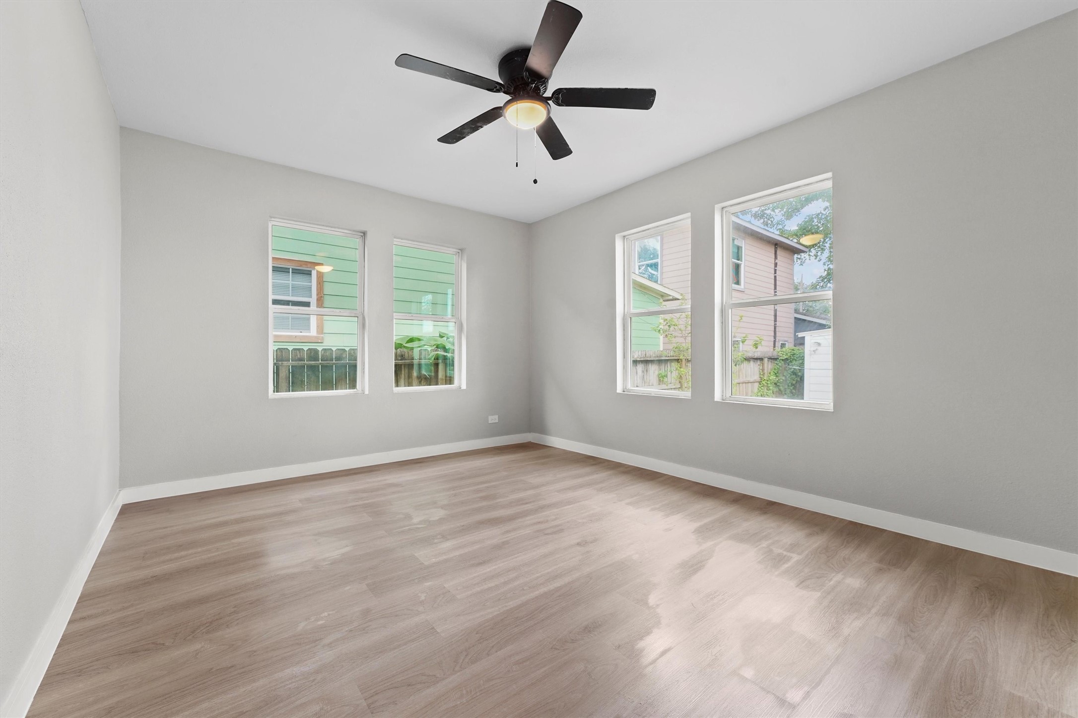7425 Avenue E Property Photo 24