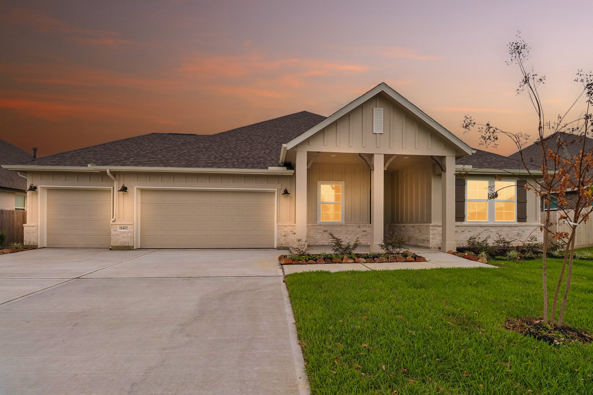 11402 Old Fashion Circle Property Photo 1