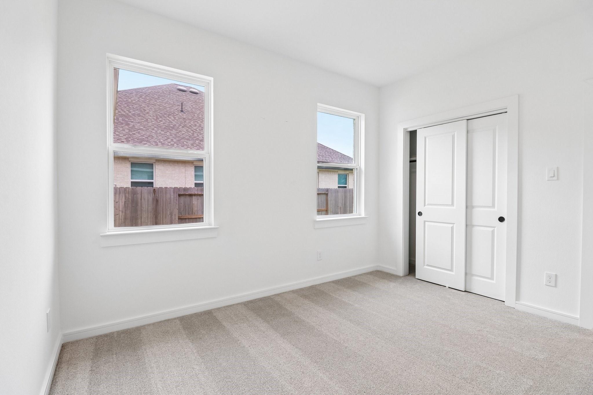 11402 Old Fashion Circle Property Photo 16