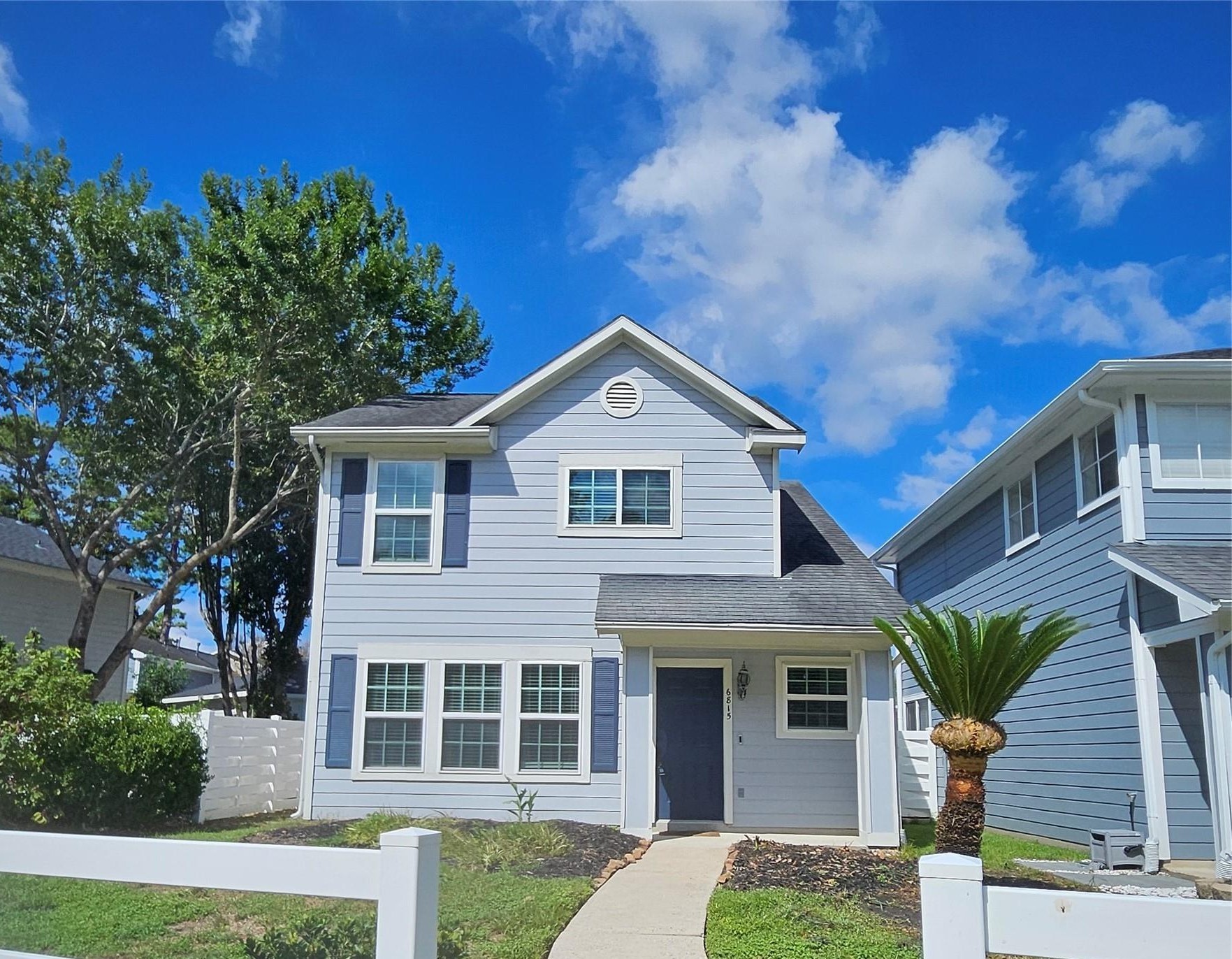 6815 Kingwood Glen Drive Property Photo 1