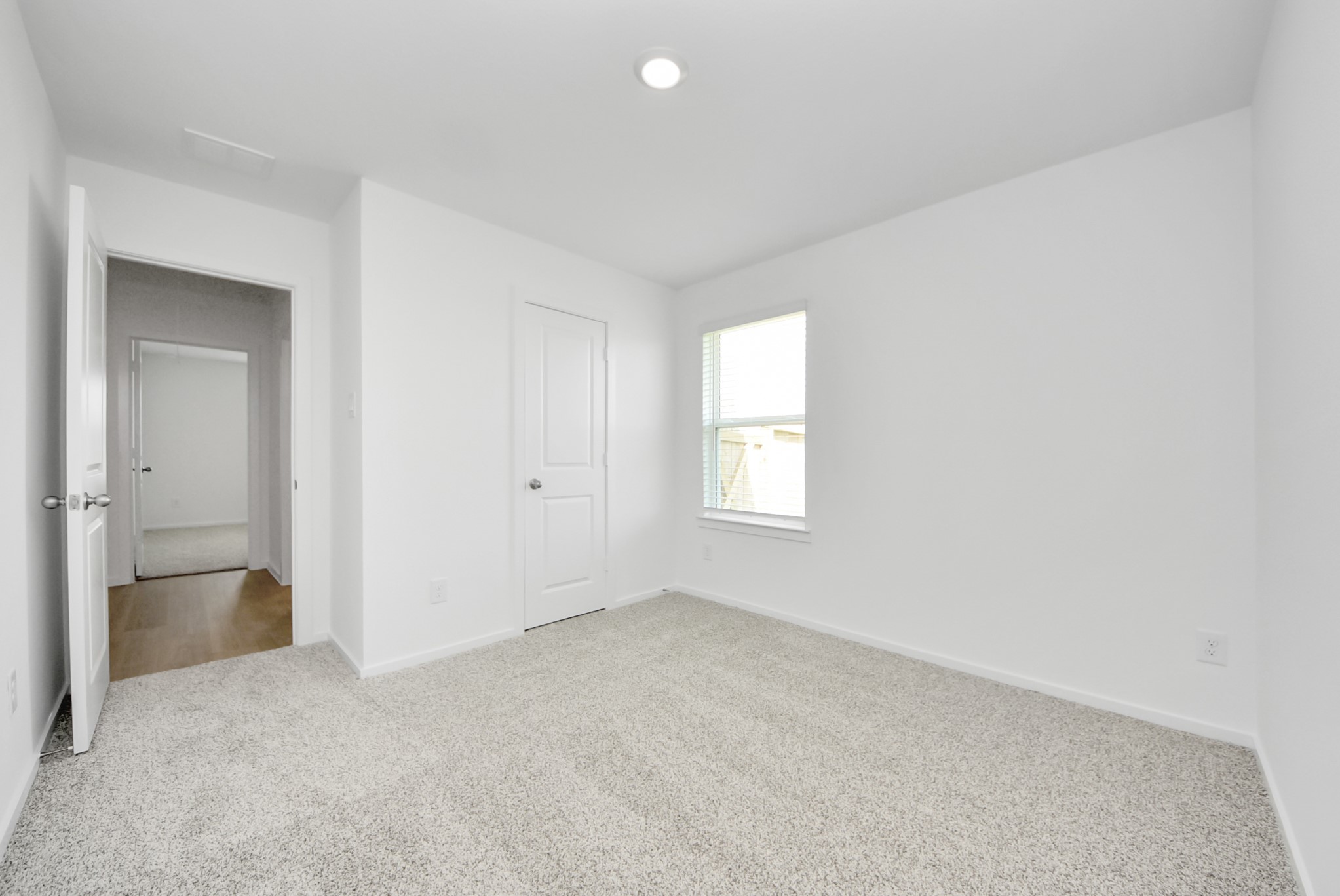 7706 Smooth Valley Court Property Photo 6