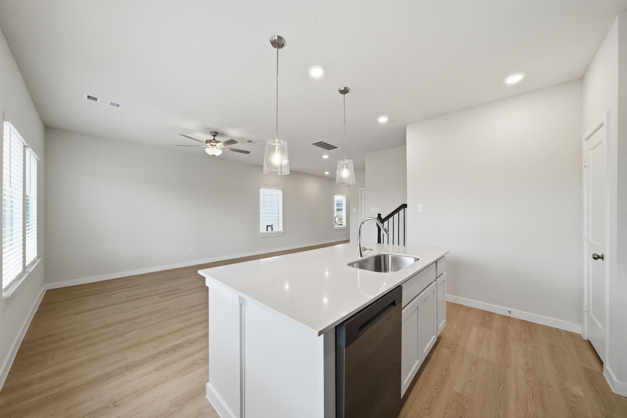 3312 Vine Terrace Trace Property Photo 10