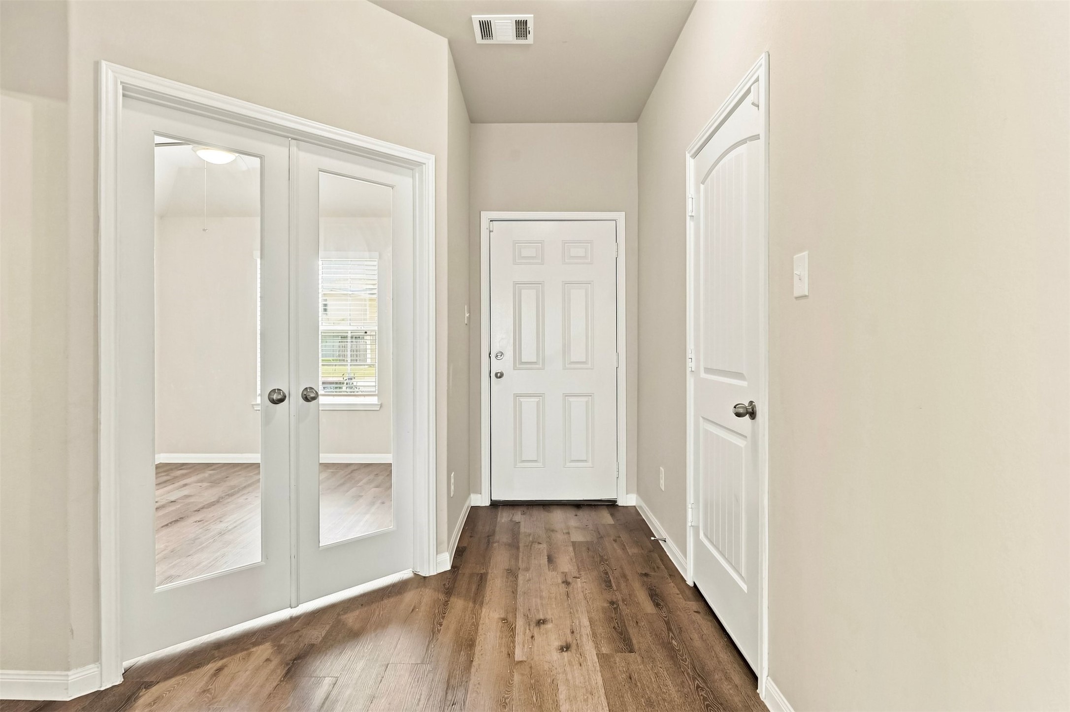 5323 Brooklyn Rose Drive Property Photo 4