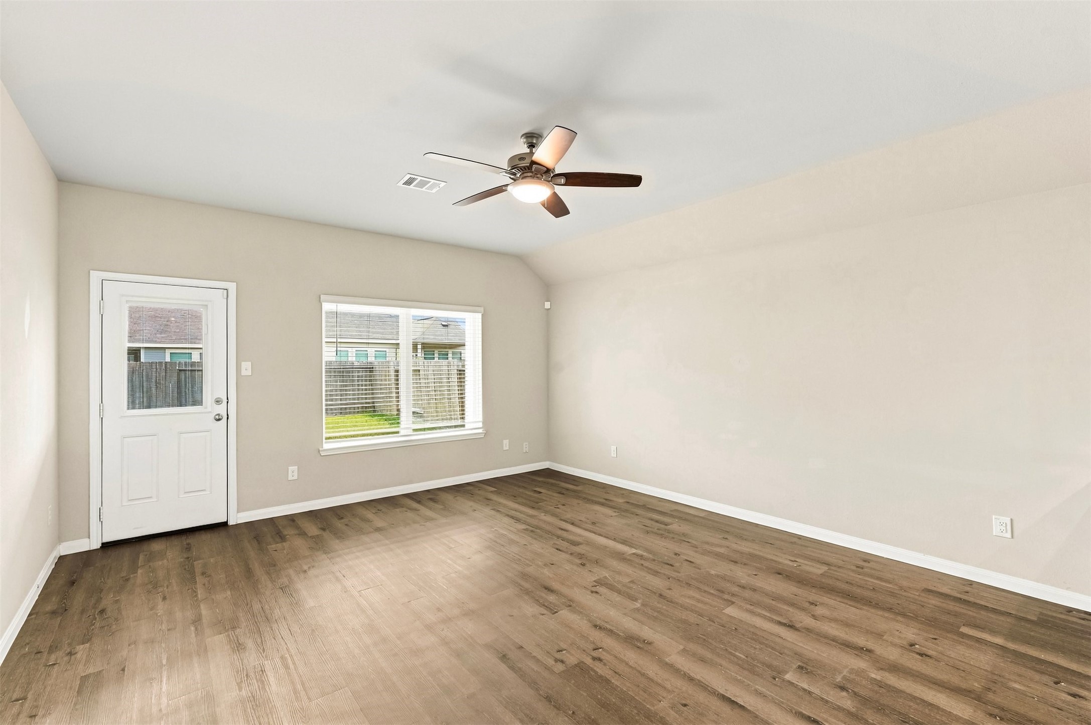 5323 Brooklyn Rose Drive Property Photo 18