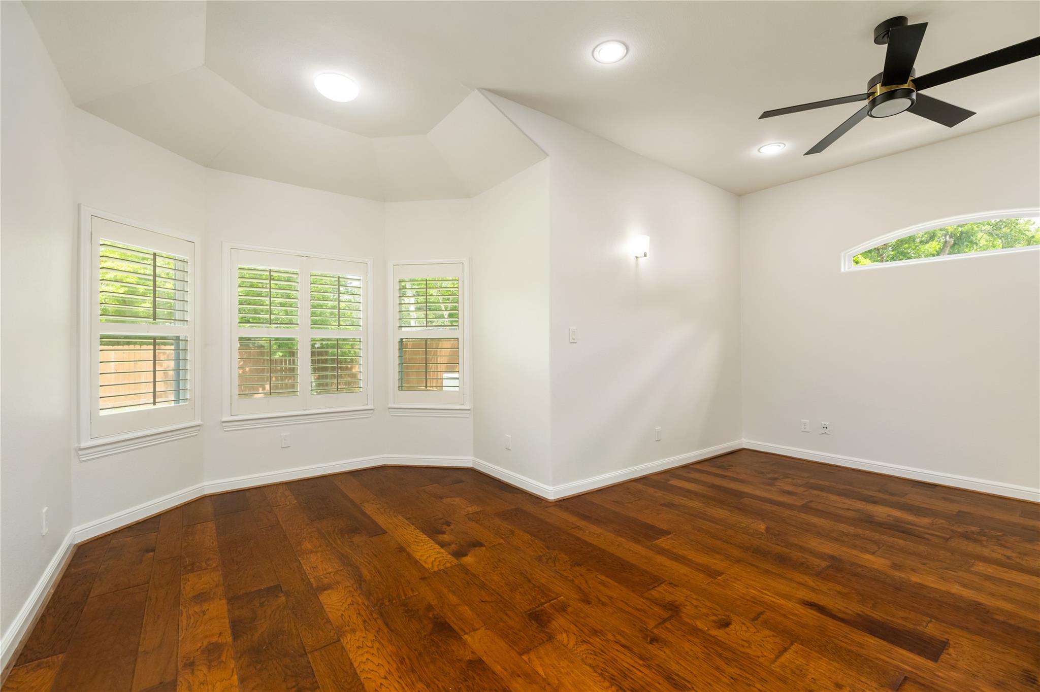 9406 Bevlyn Drive Property Photo 10
