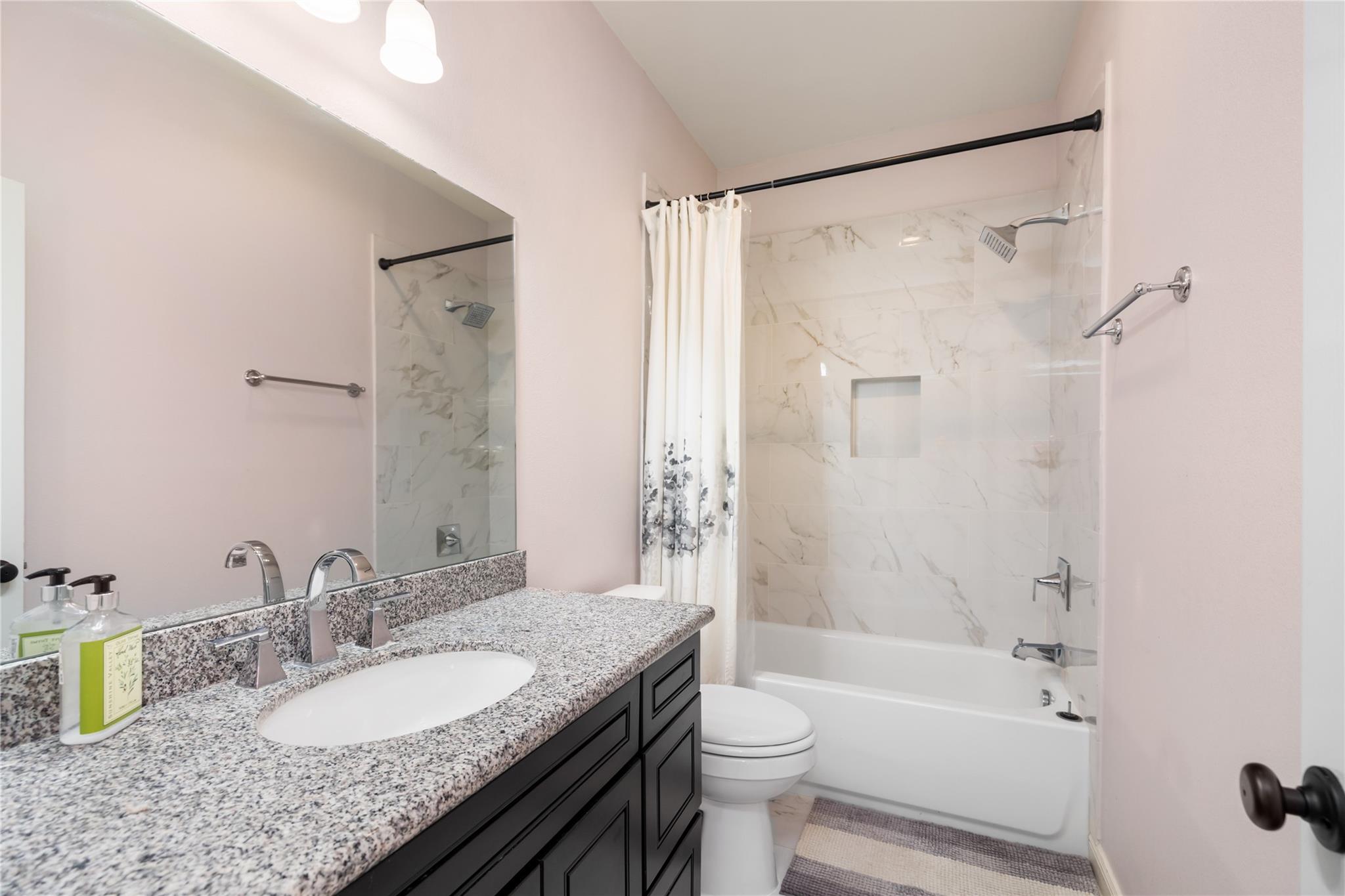 9406 Bevlyn Drive Property Photo 27