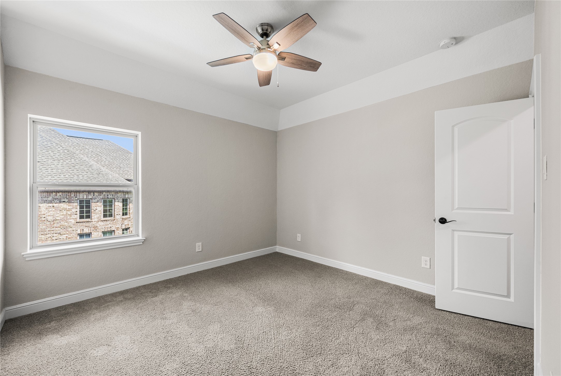 4018 Northern Spruce Drive Property Photo 36