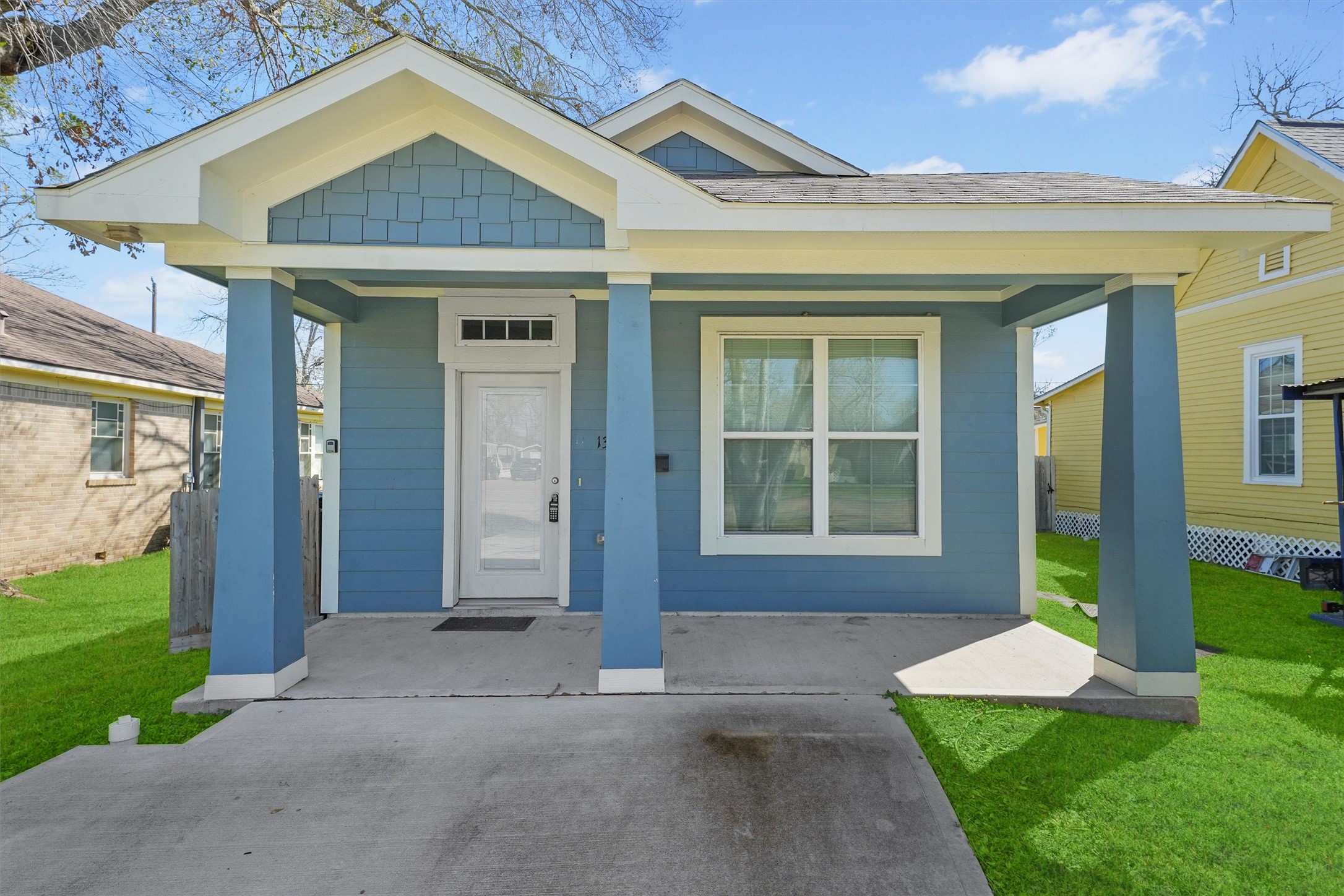 1305 4th Street Property Photo