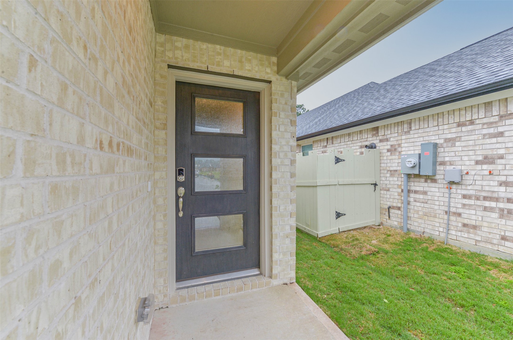 17590 Rosette Grass Drive Property Photo 3