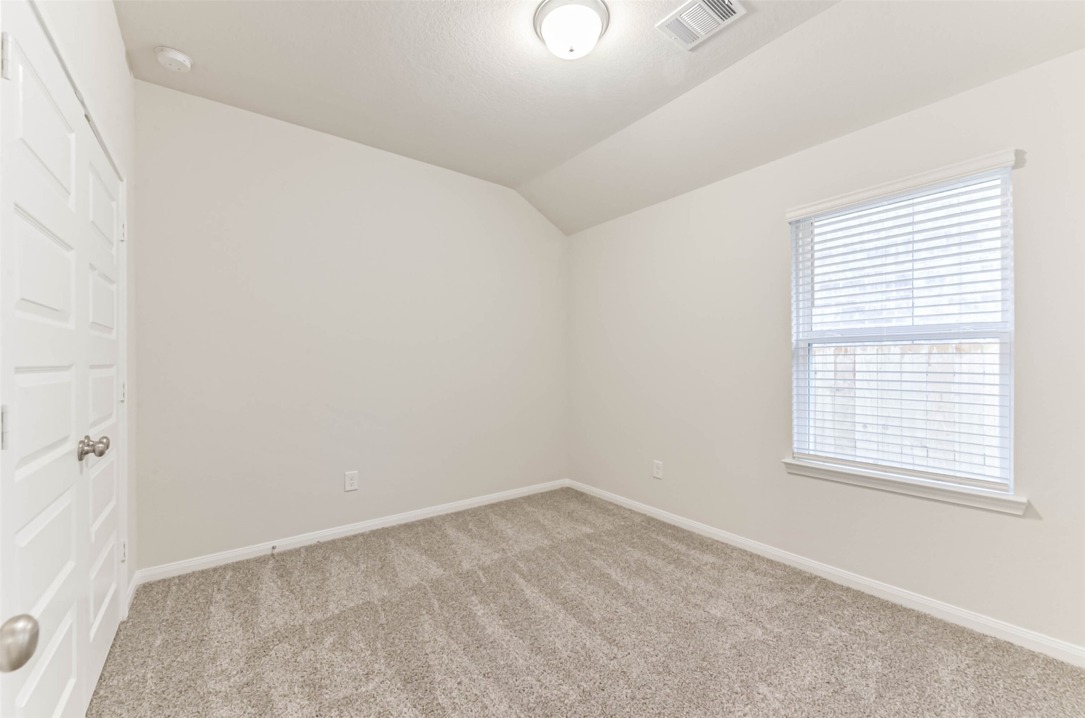 17590 Rosette Grass Drive Property Photo 25