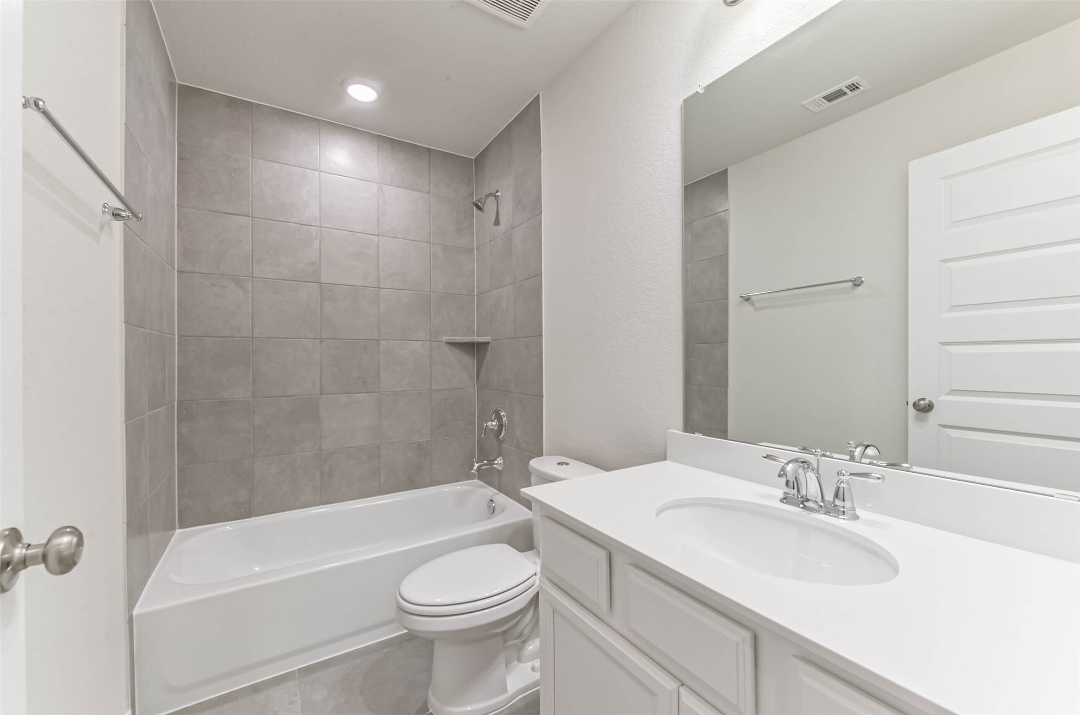 17590 Rosette Grass Drive Property Photo 27