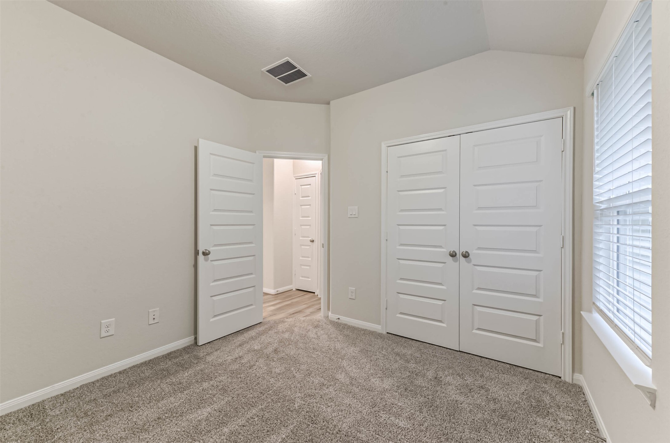 17590 Rosette Grass Drive Property Photo 29