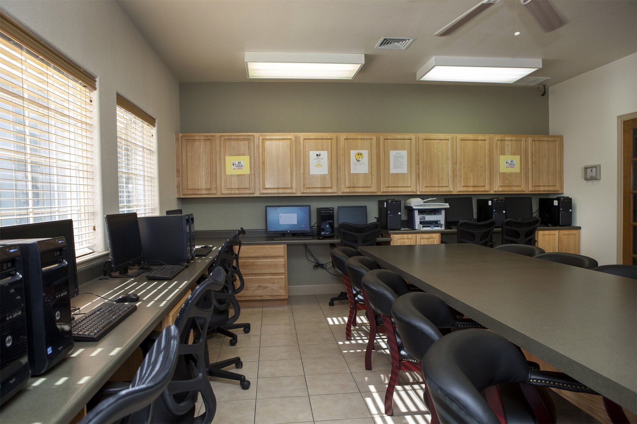 300 E Mann Road Property Photo 11