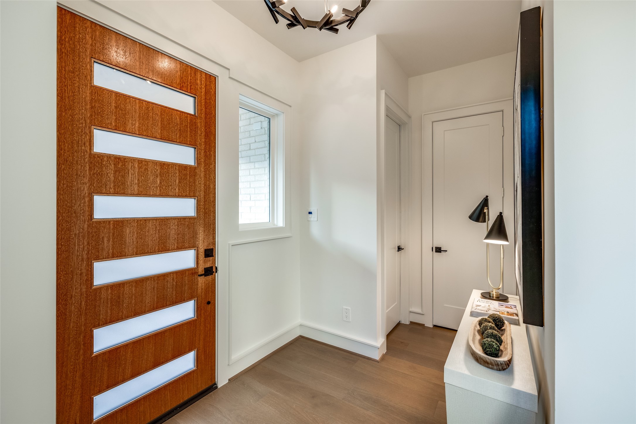 830 Waverly Street Property Photo 3