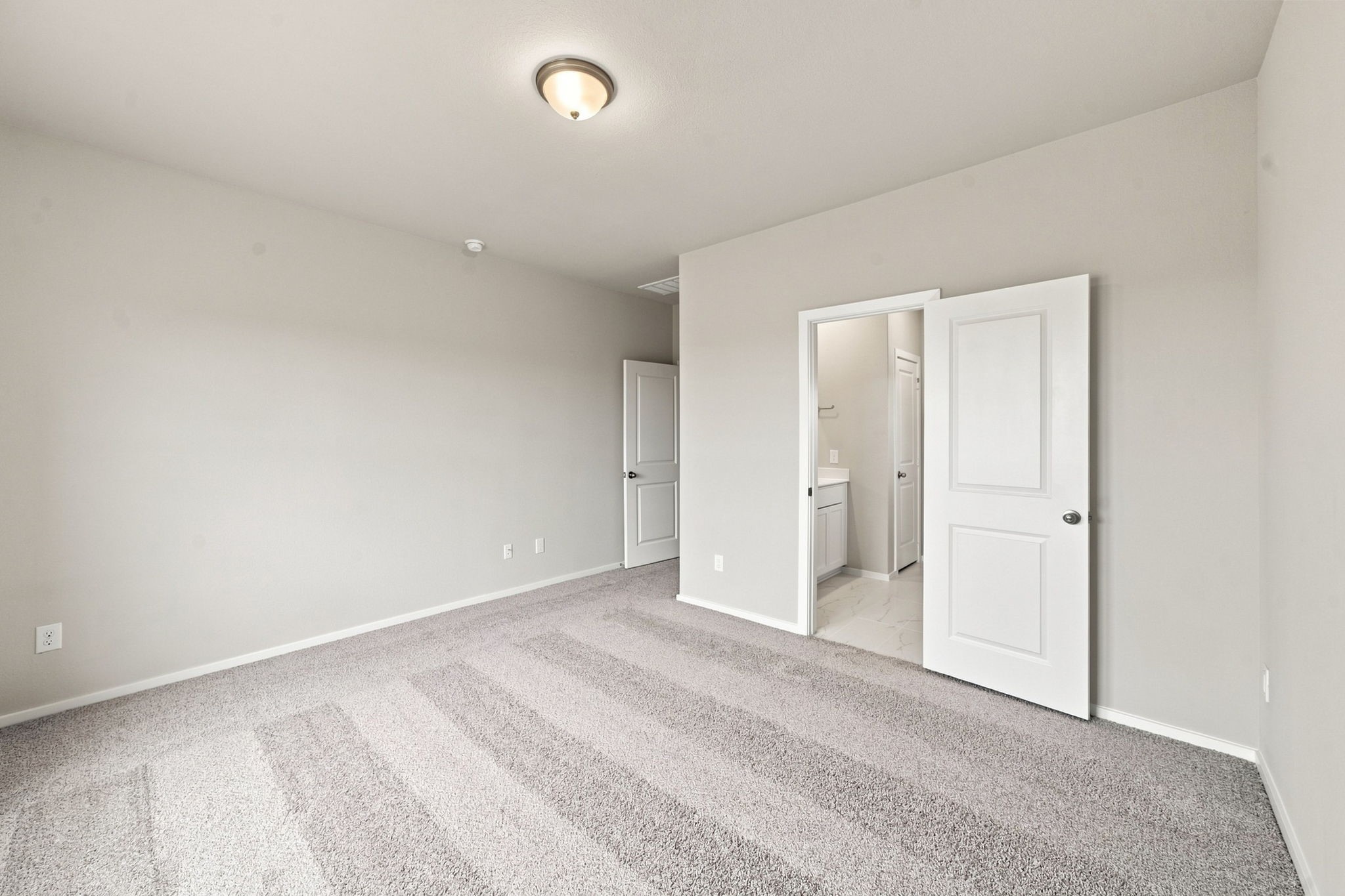 6723 Pebble Bluff Court Property Photo 16
