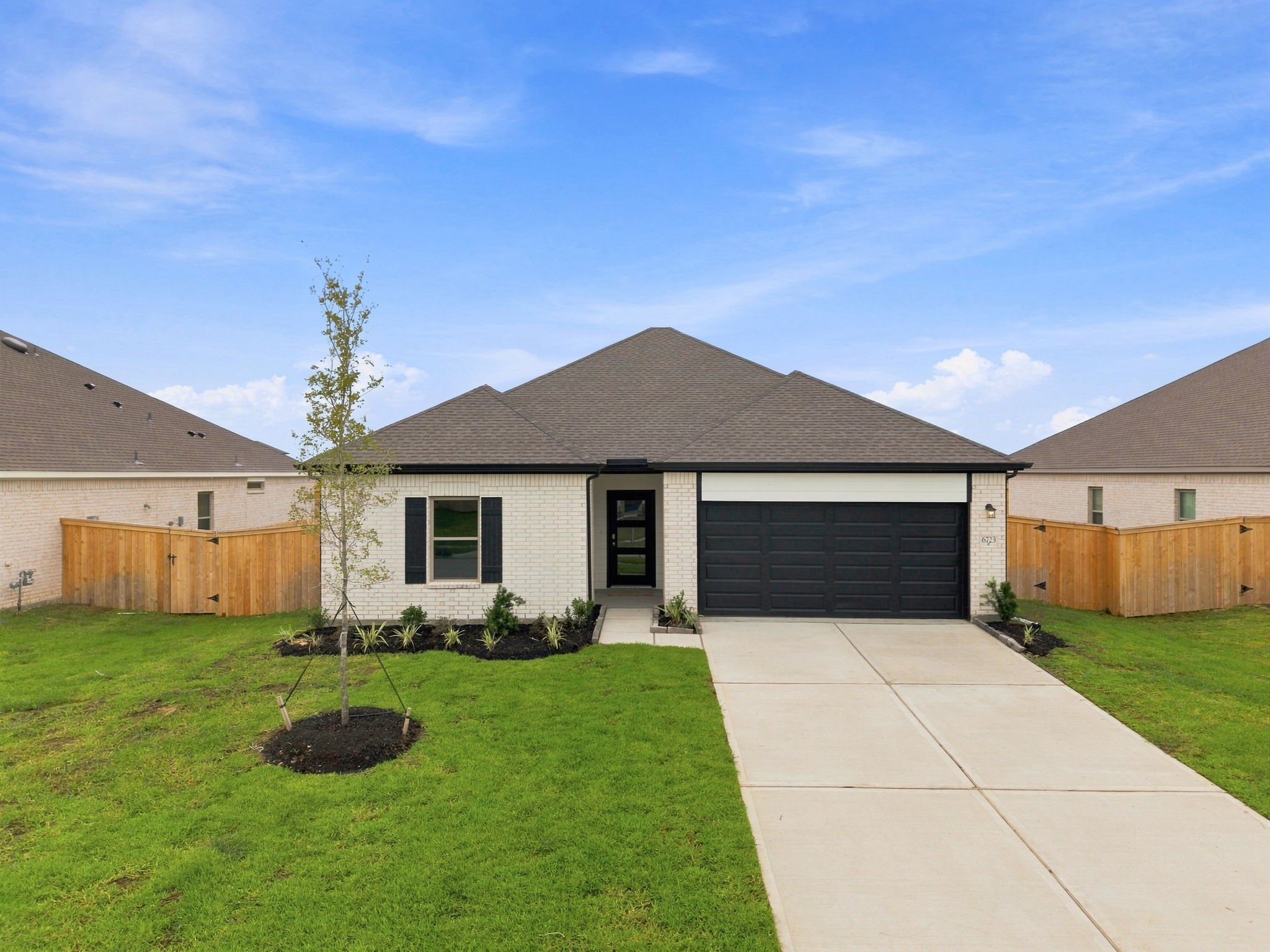 6723 Pebble Bluff Court Property Photo 24