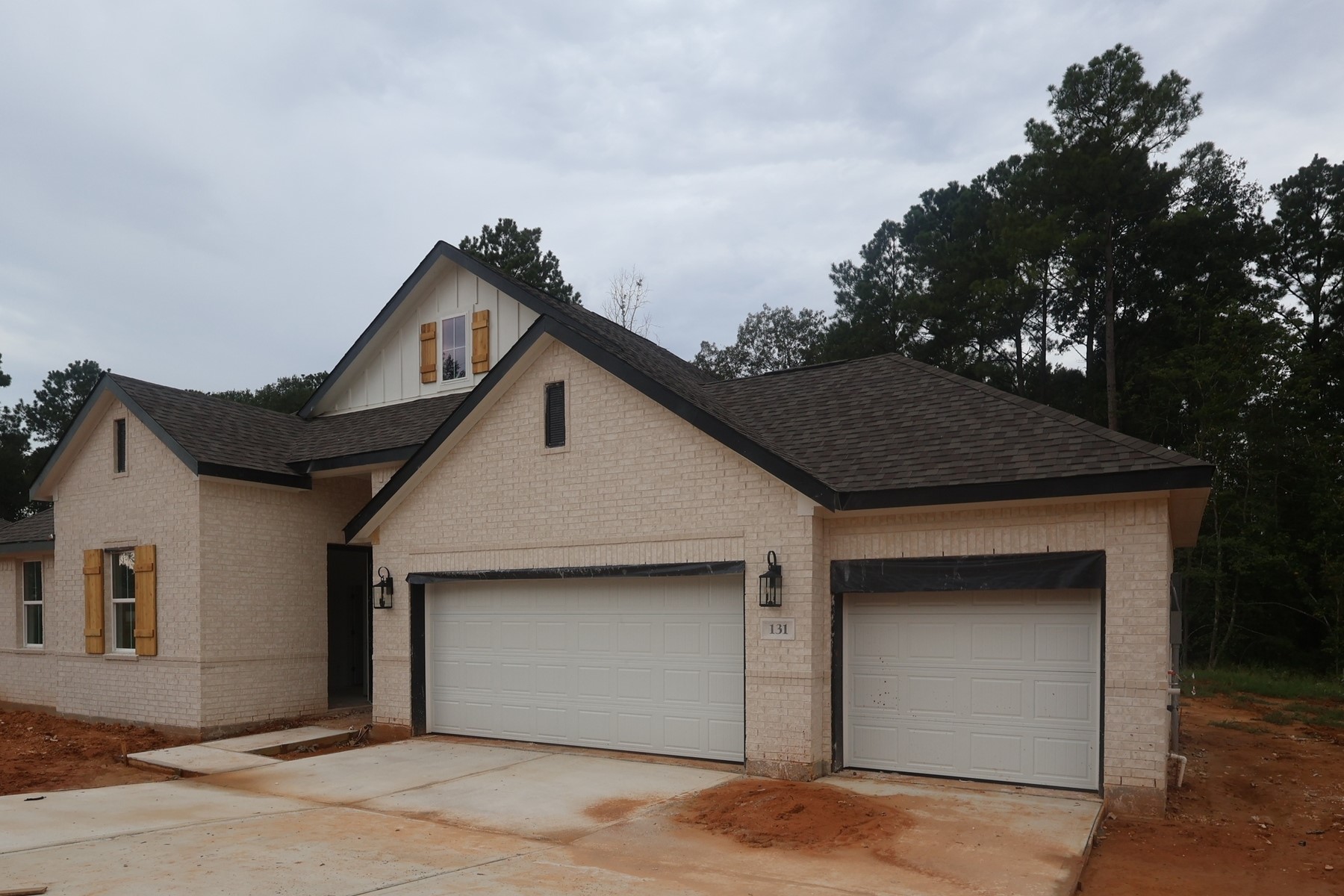131 Roebuck Lane Property Photo 2