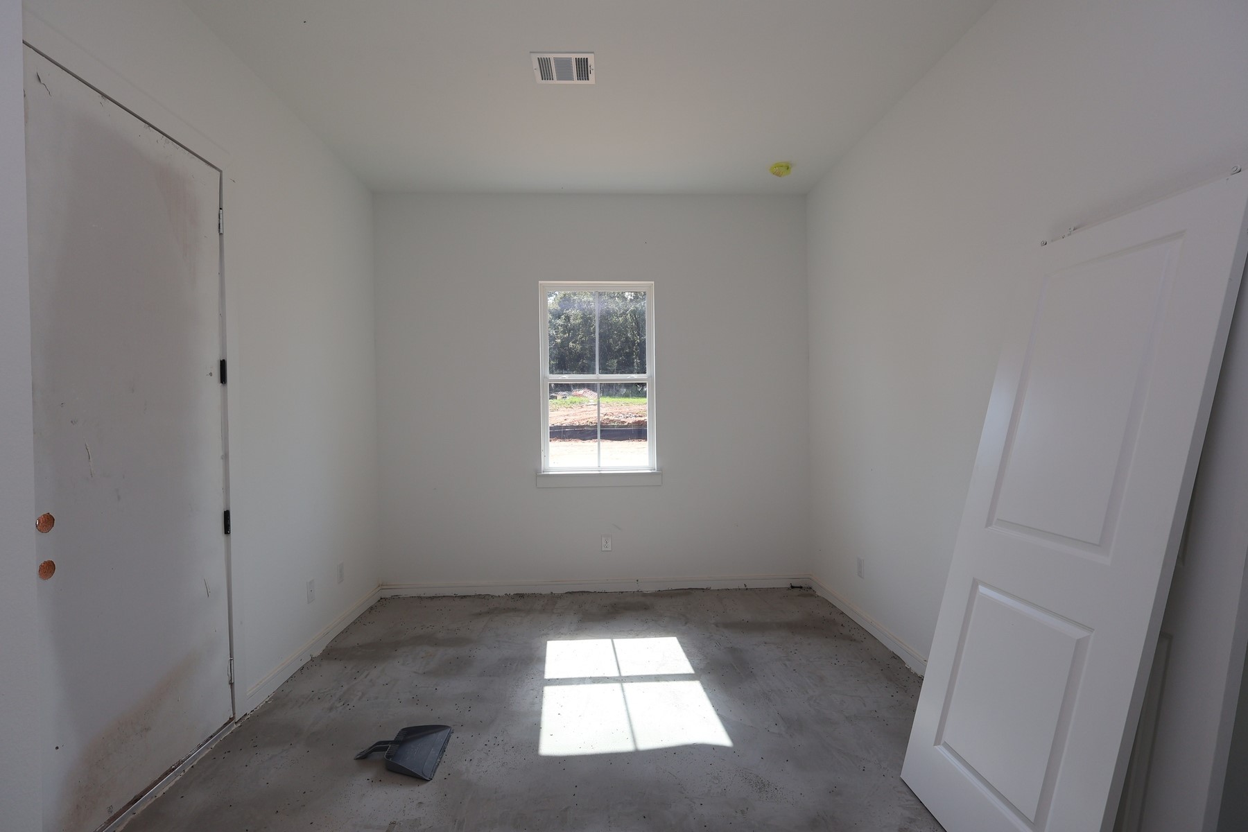 131 Roebuck Lane Property Photo 3