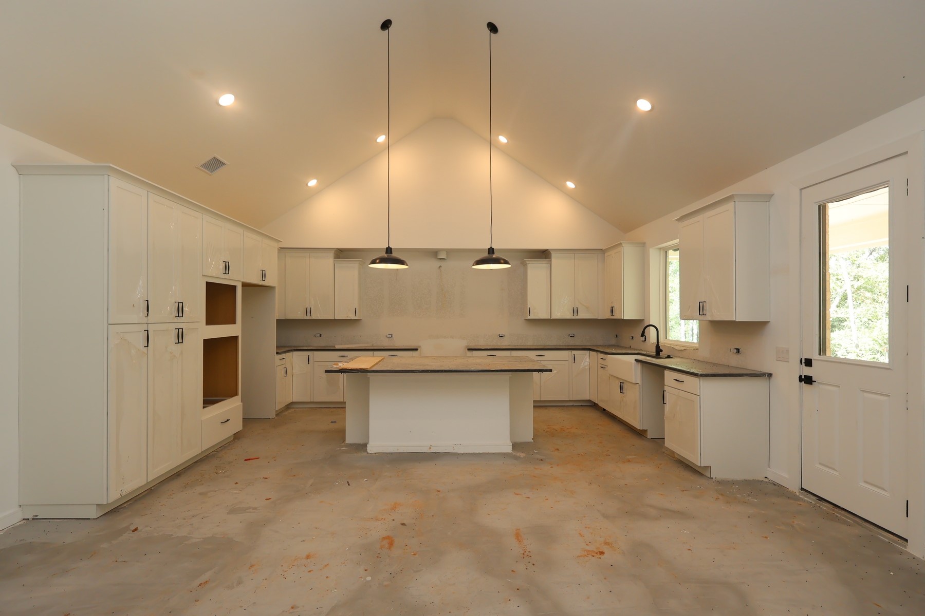 131 Roebuck Lane Property Photo 5