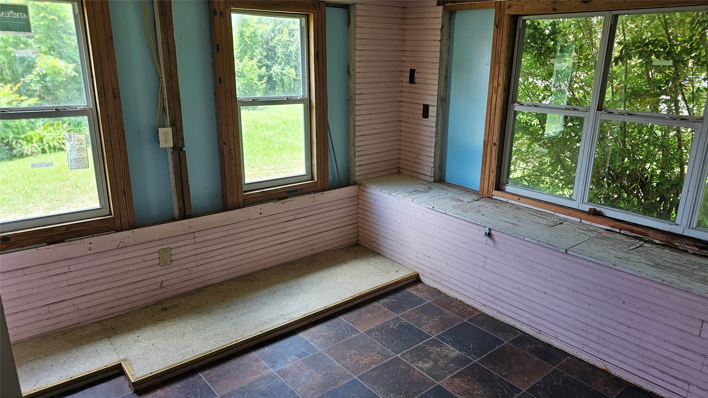 716 E Main Street Property Photo 12