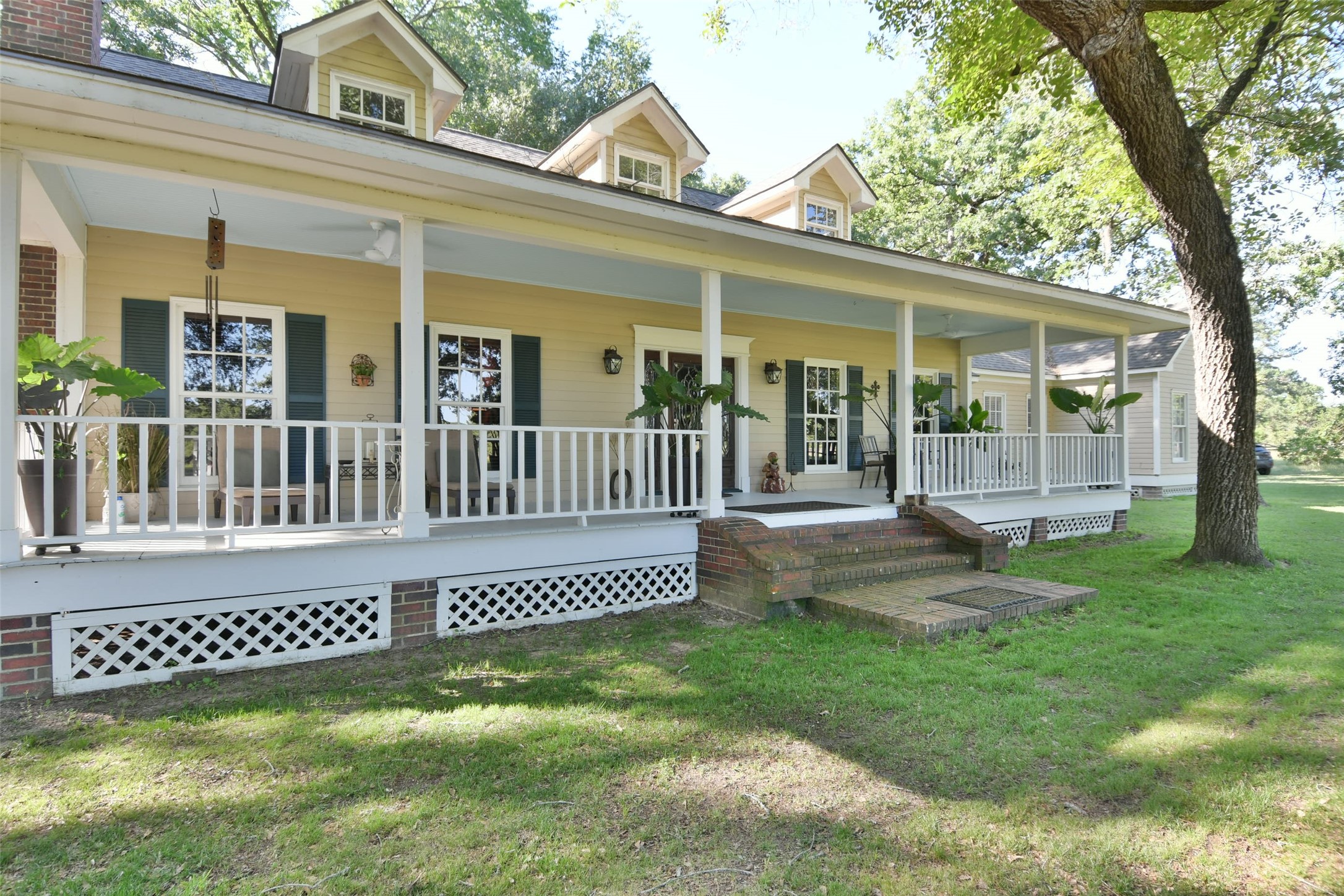 1263 Weishuhn Road Property Photo