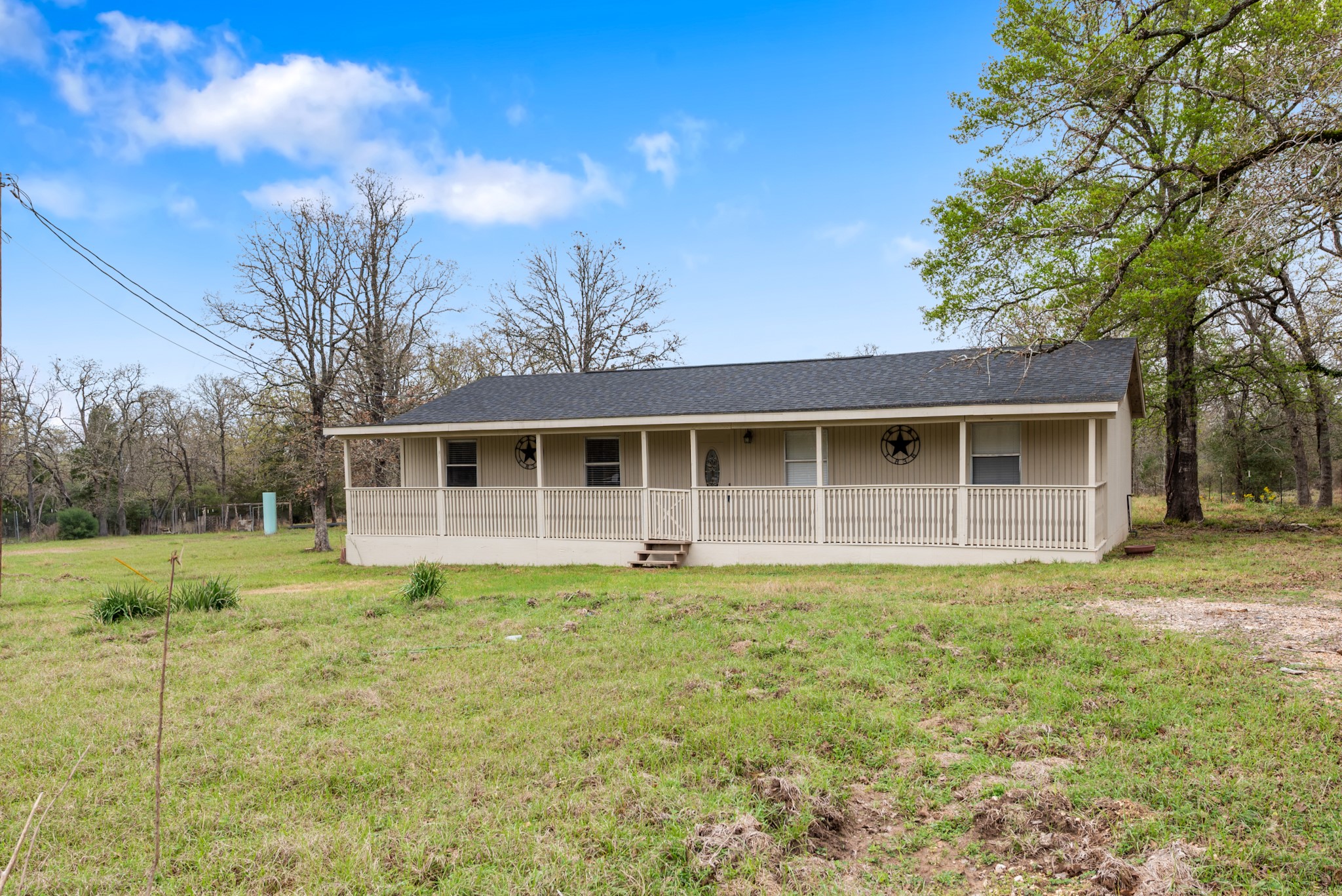 7111 Refugio Circle Property Photo 3