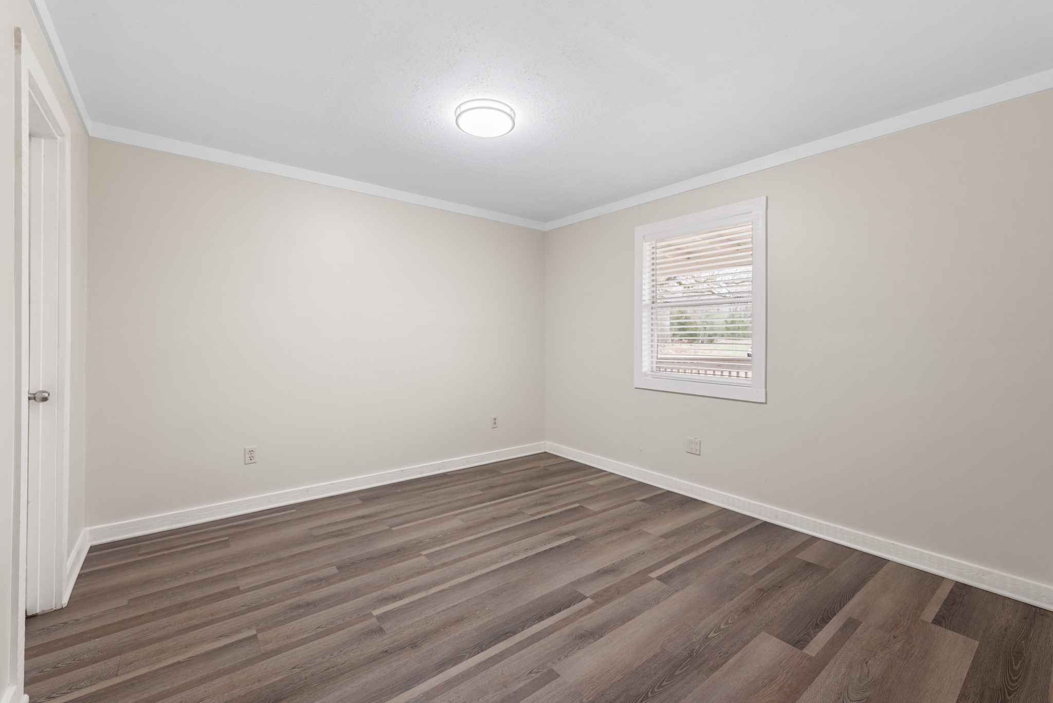 7111 Refugio Circle Property Photo 8