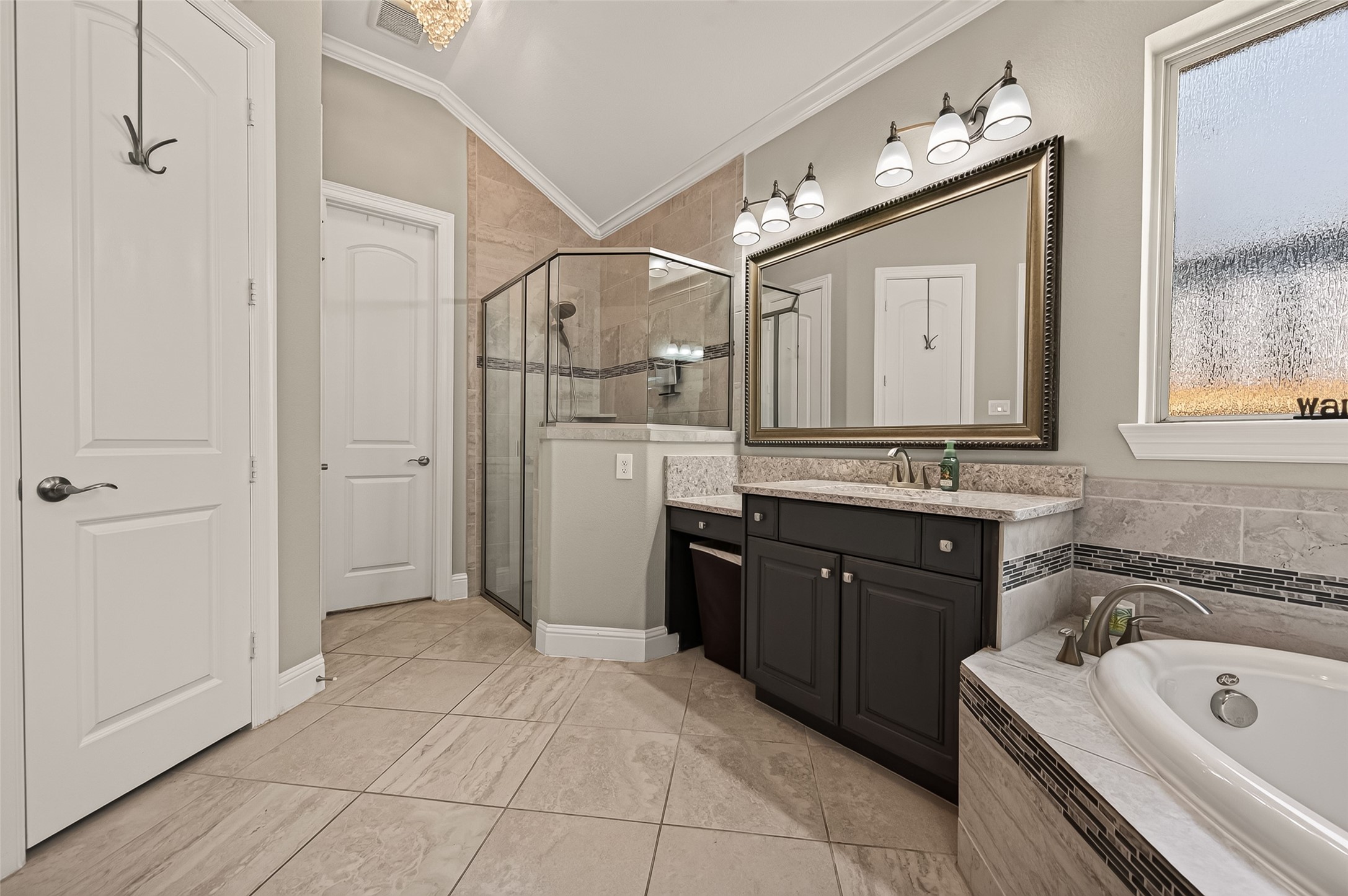 3728 Forest Brook Lane Property Photo 39