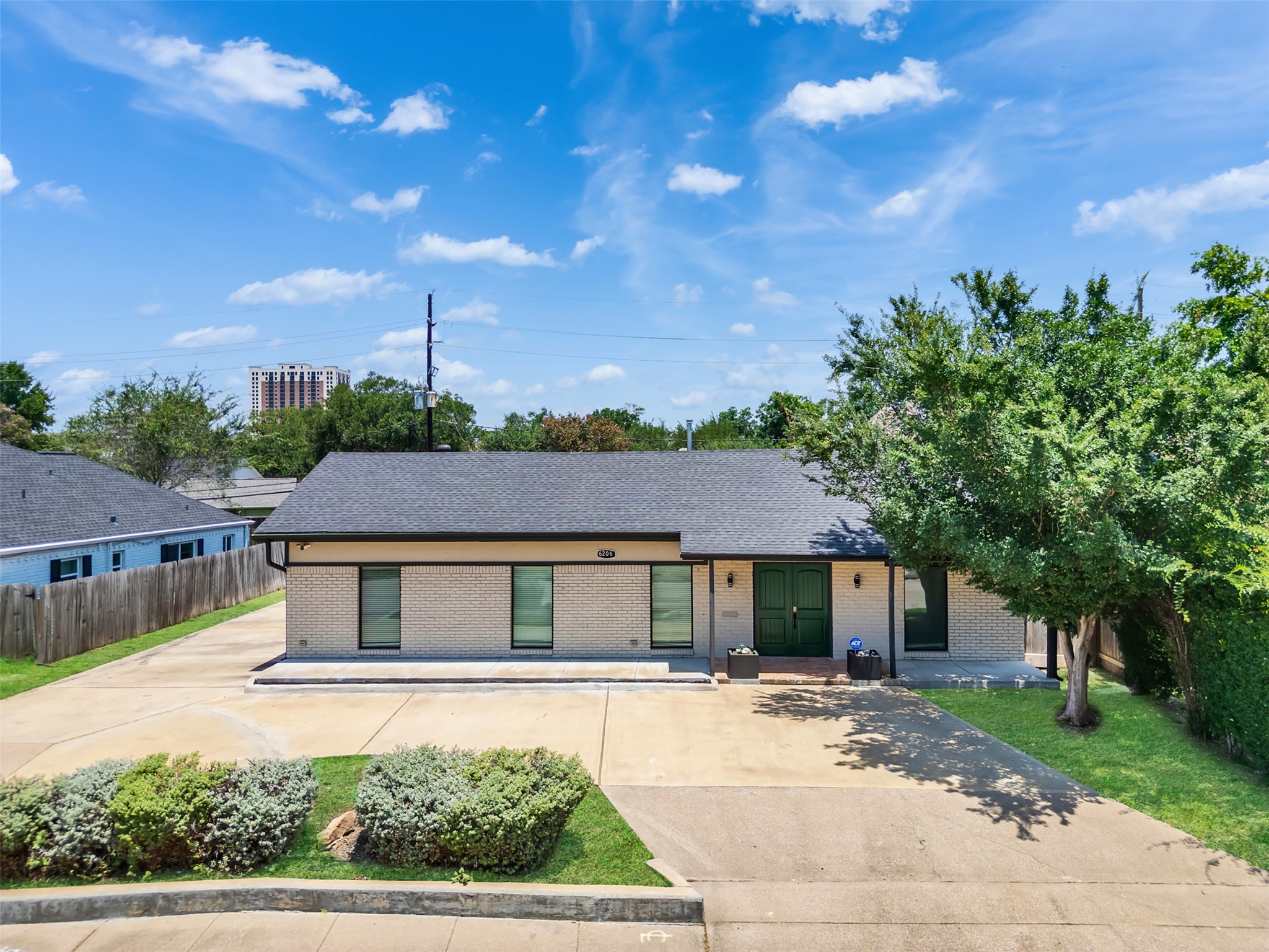 6206 San Felipe Street Property Photo 1