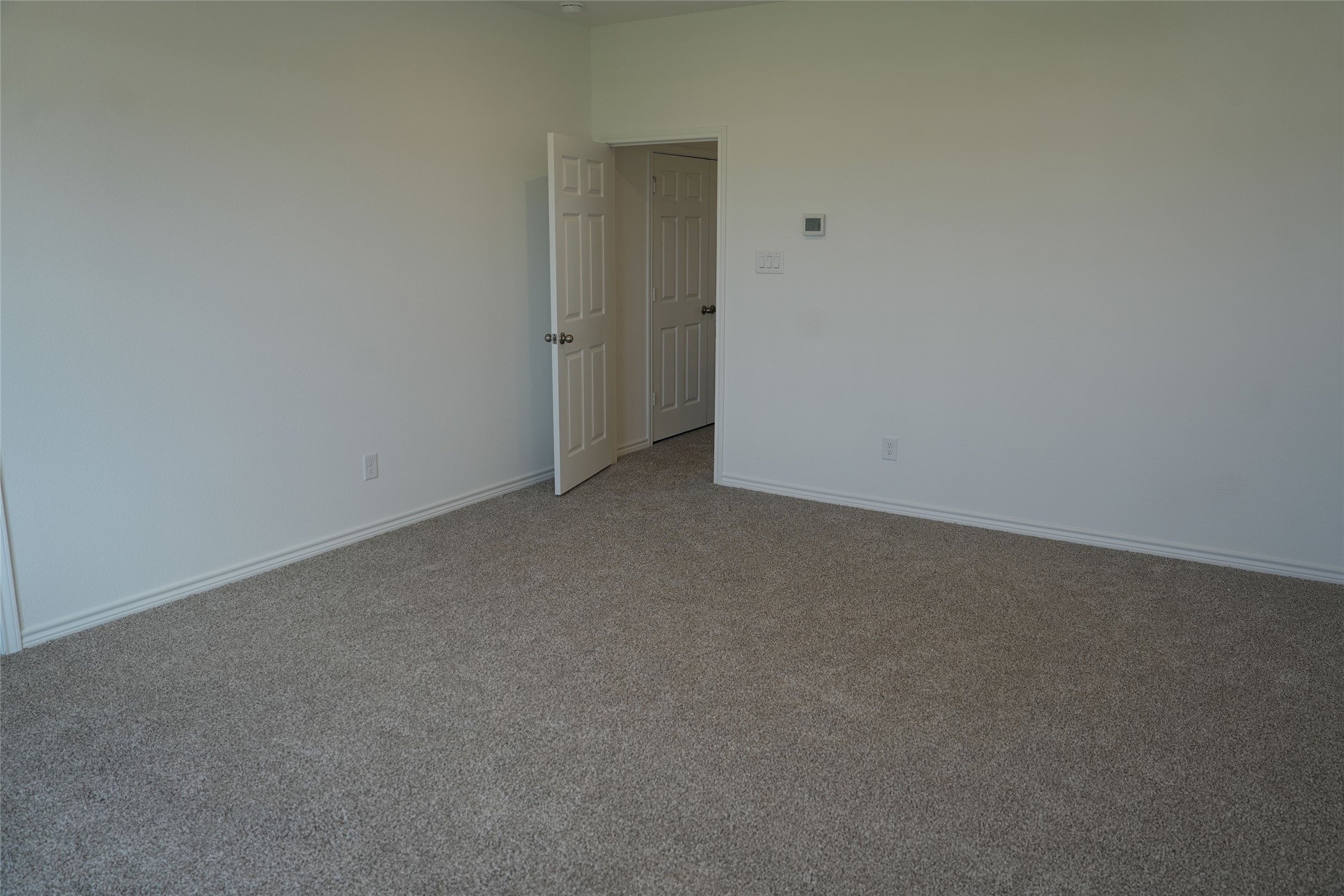 408 Cedar Chase Court Property Photo 10