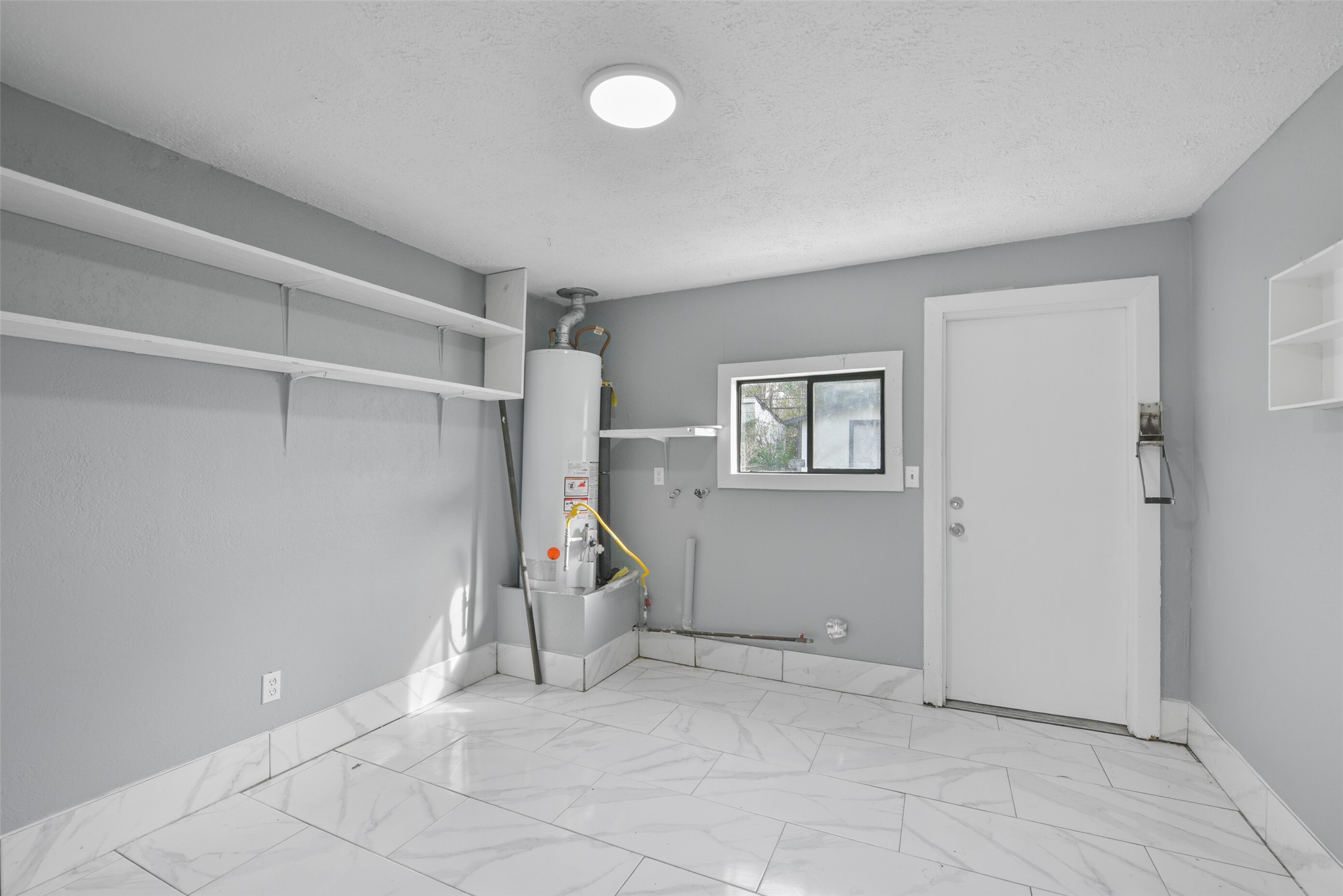 1913 Scarborough Lane Property Photo 20