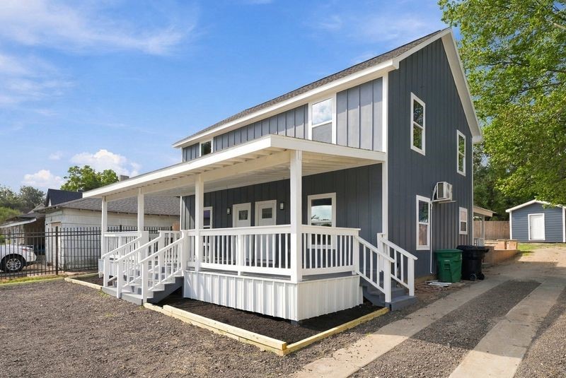 1720 Pasadena Street A Property Photo 1