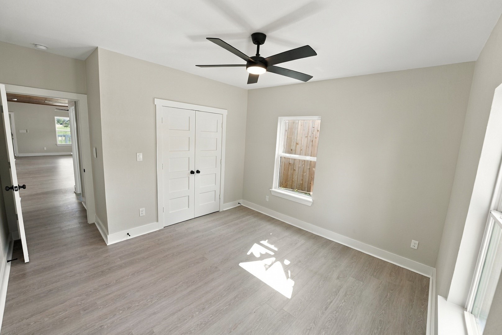 1720 Pasadena Street A Property Photo 7