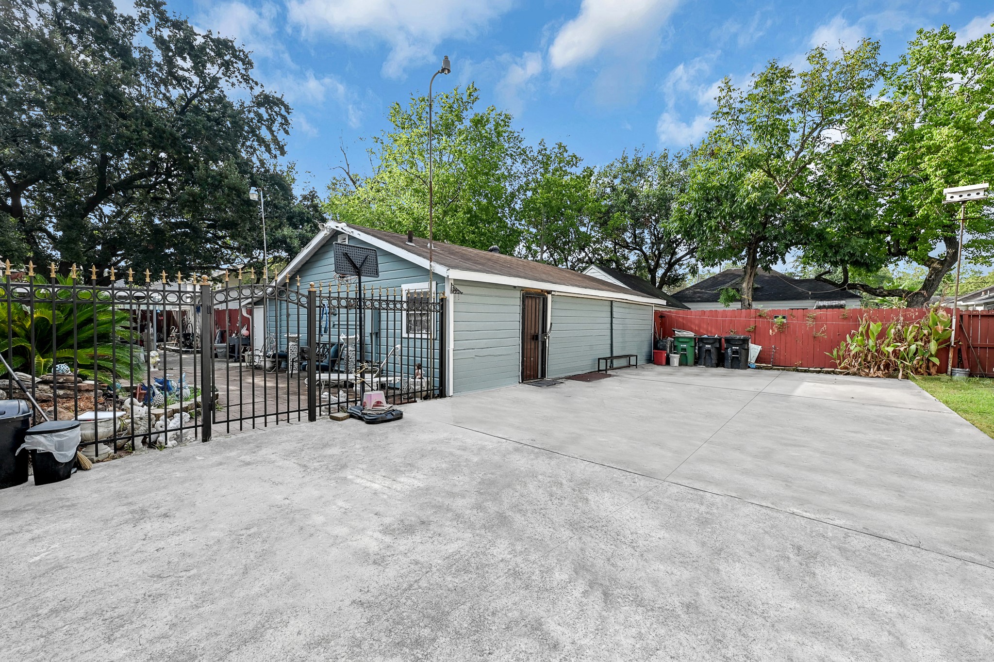 5642 Craig Street Property Photo 16