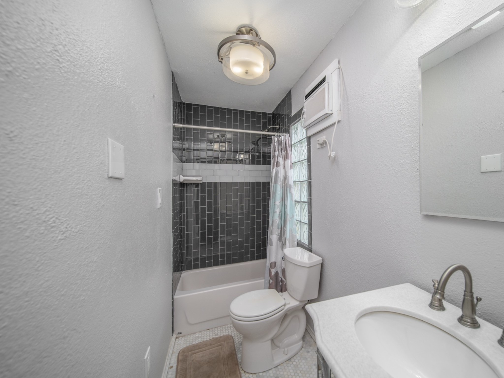 6317 Heards Lane Property Photo 16
