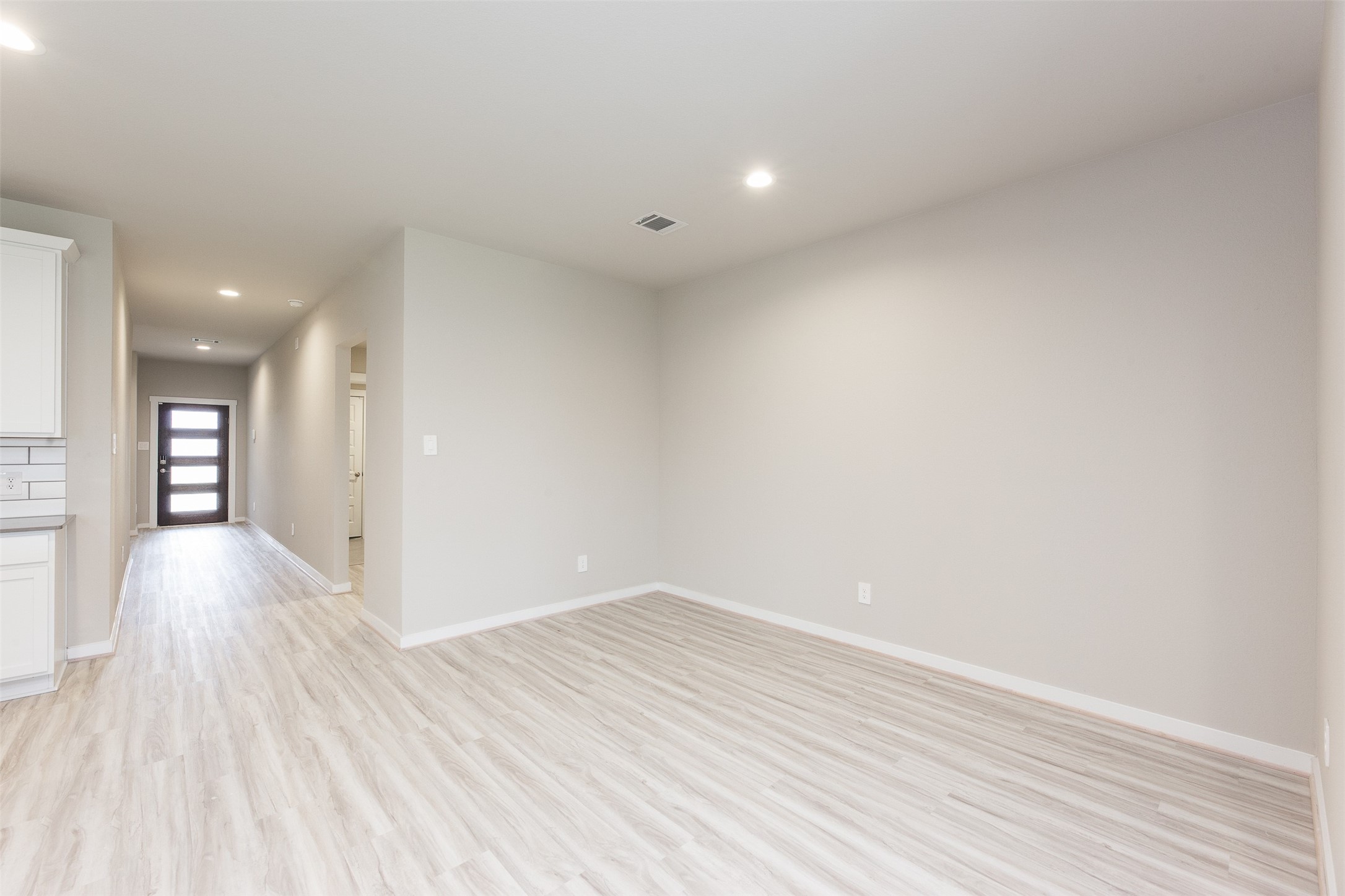 19002 Derrington Manor Lane Property Photo 7