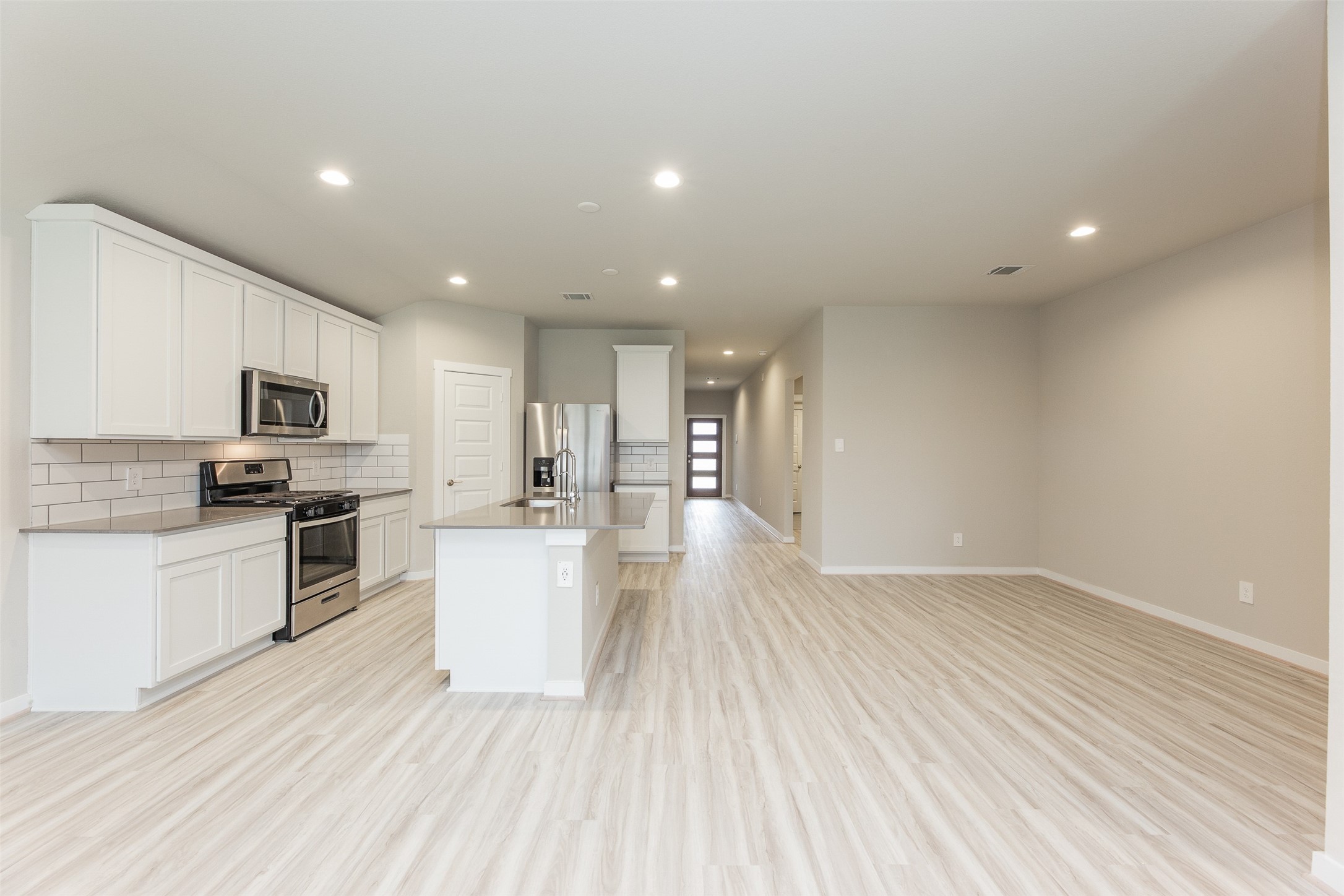 19002 Derrington Manor Lane Property Photo 11