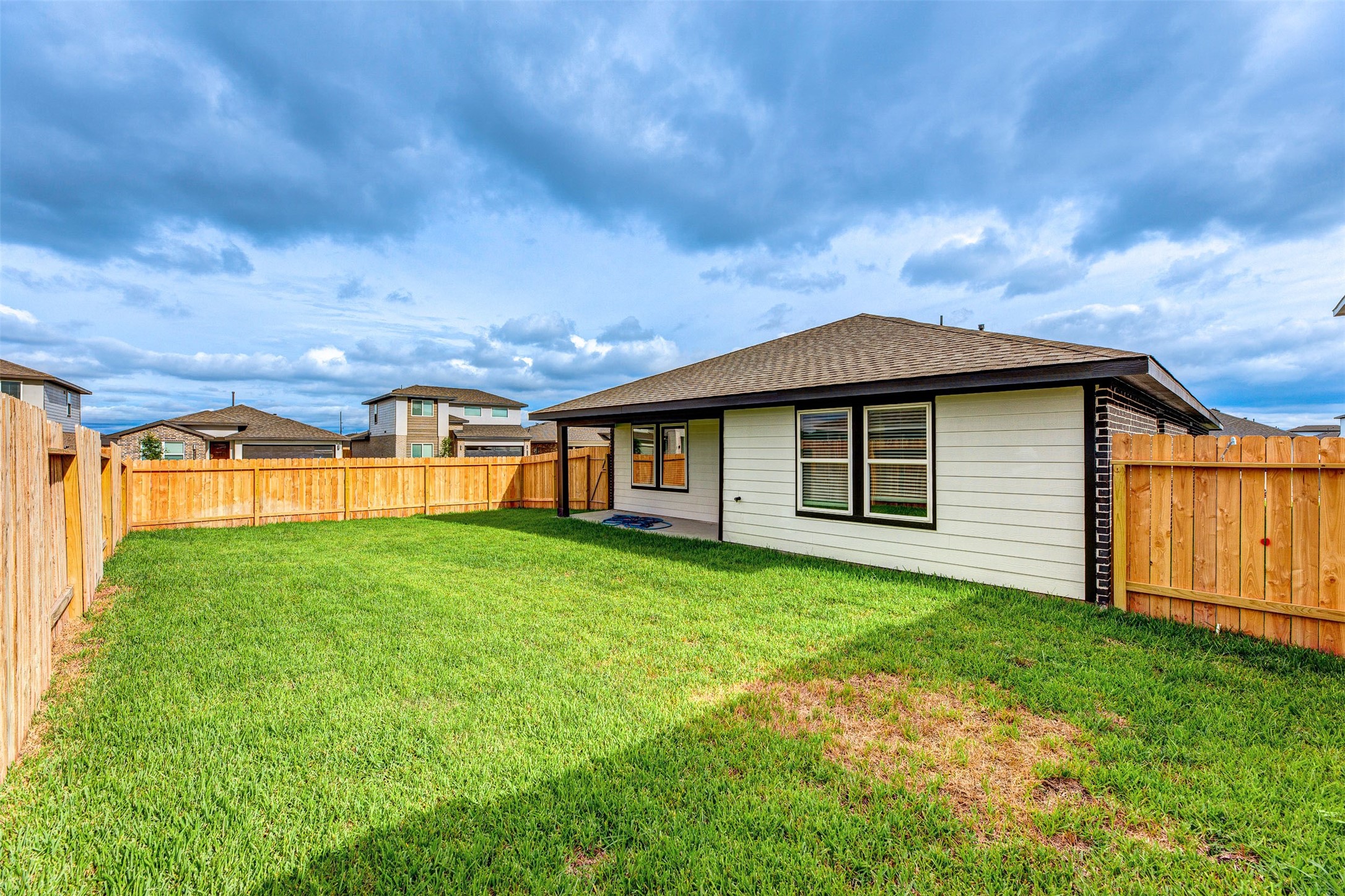 19002 Derrington Manor Lane Property Photo 25