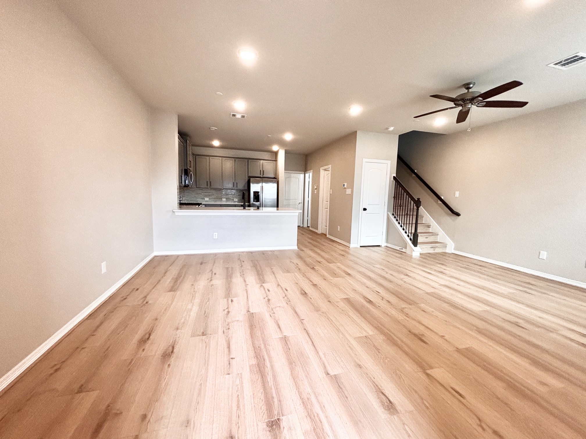 2830 Scanlan Meadow Property Photo 3
