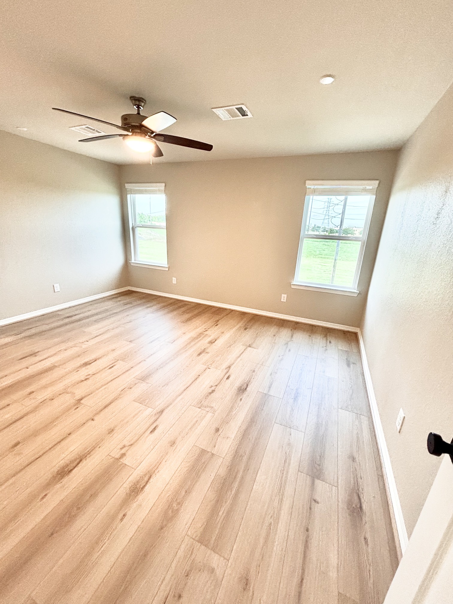 2830 Scanlan Meadow Property Photo 20