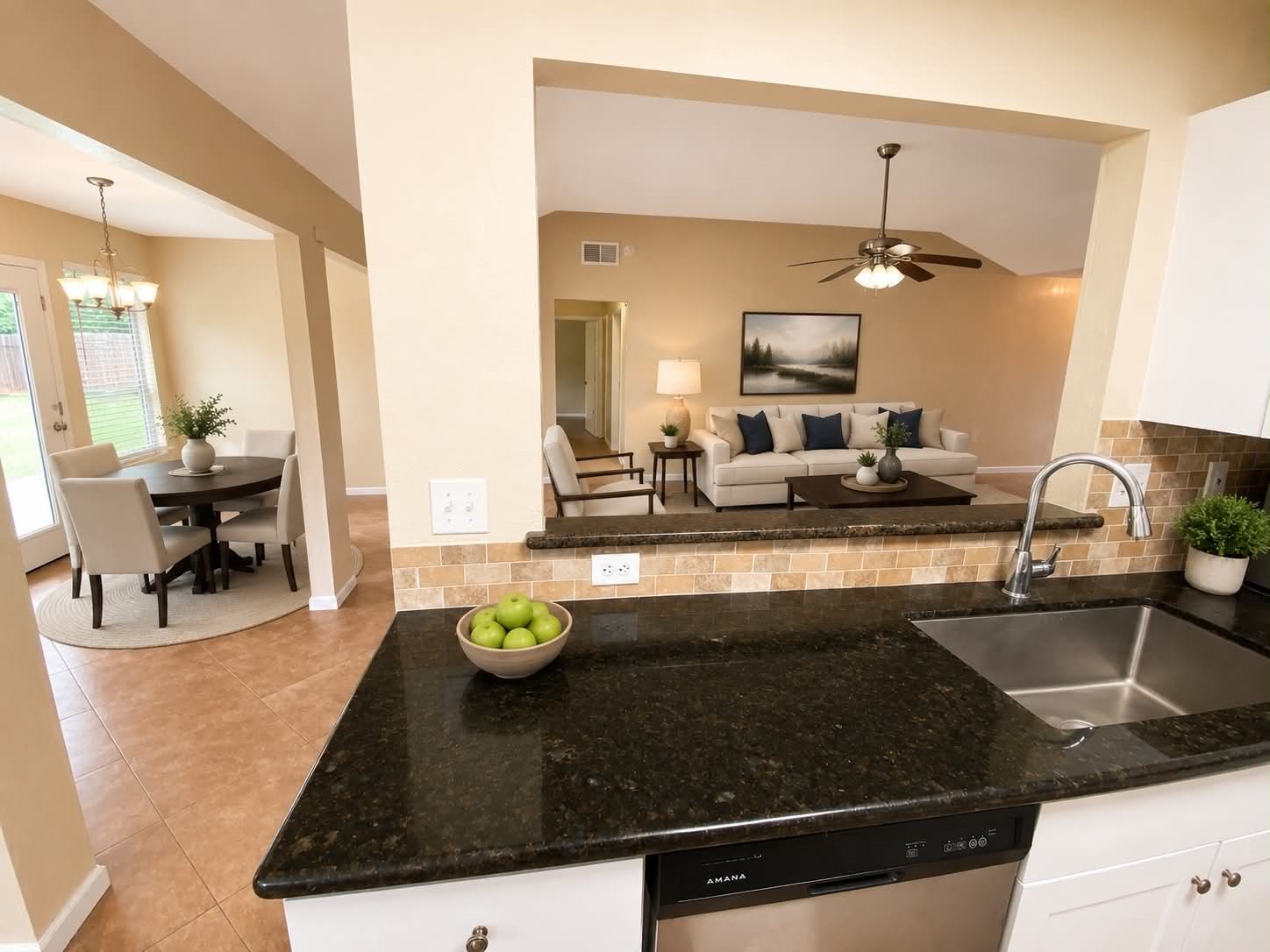 15634 Fox Springs Drive Property Photo 4